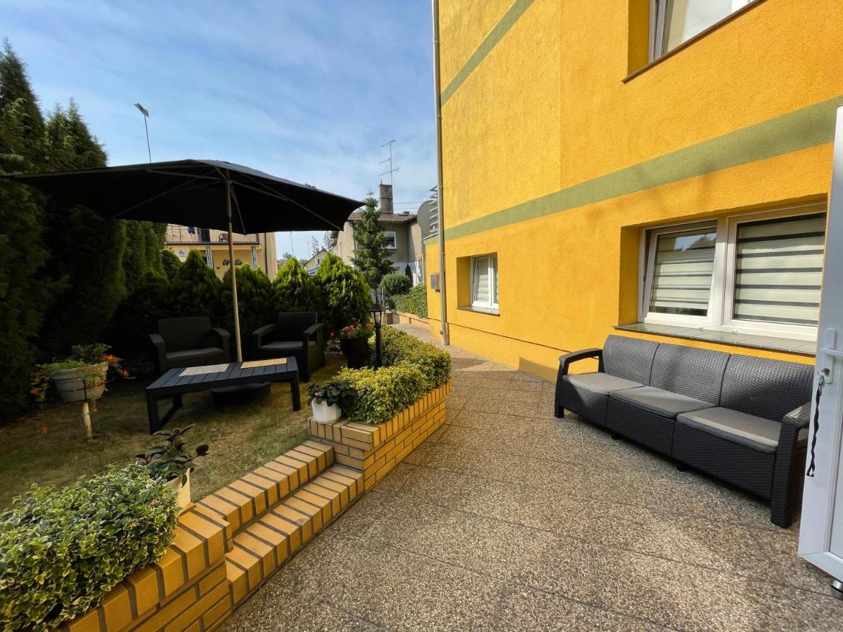 Family Suite with Balcony - Photo 3