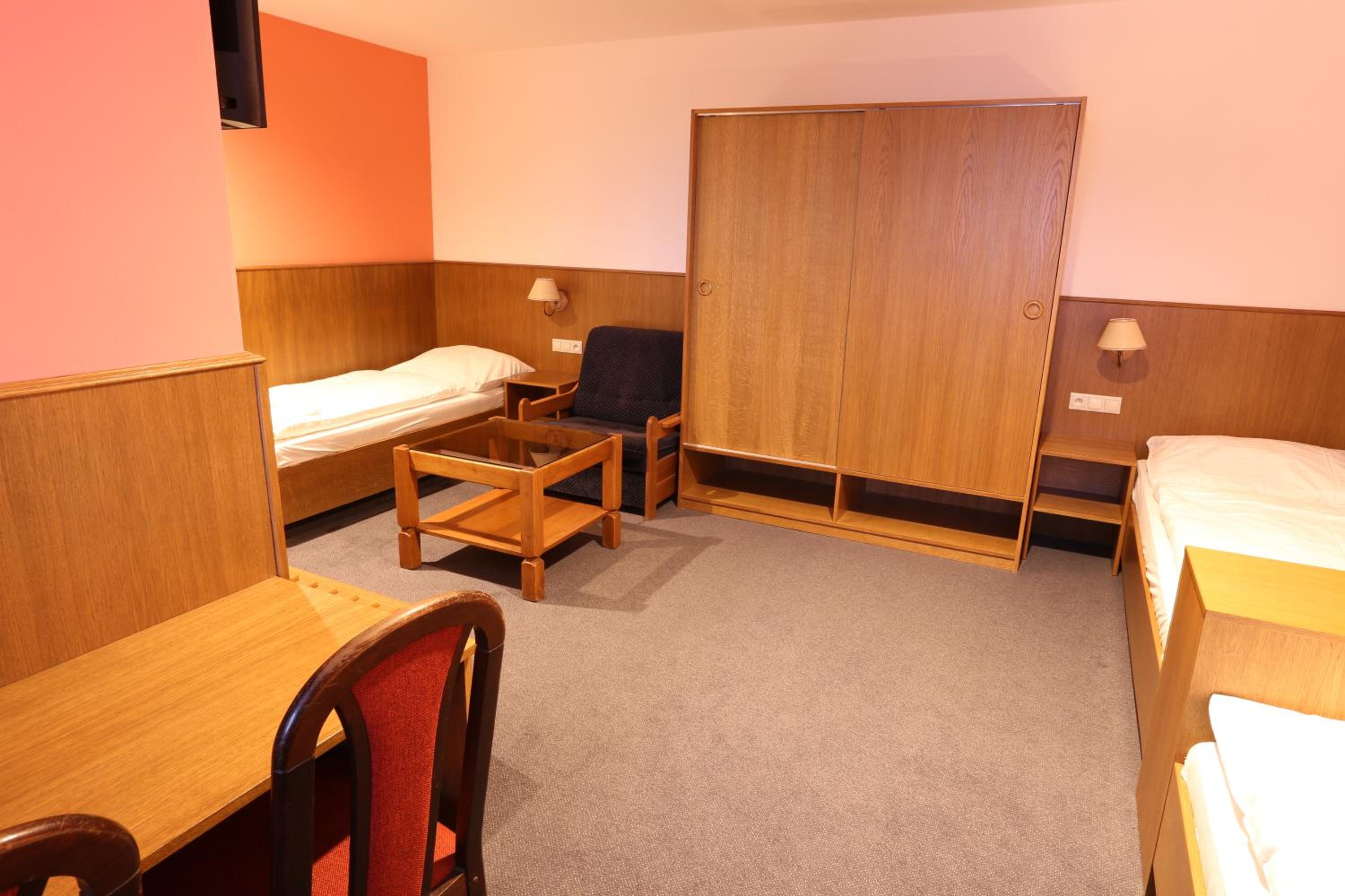 Standard Triple Room photo 1