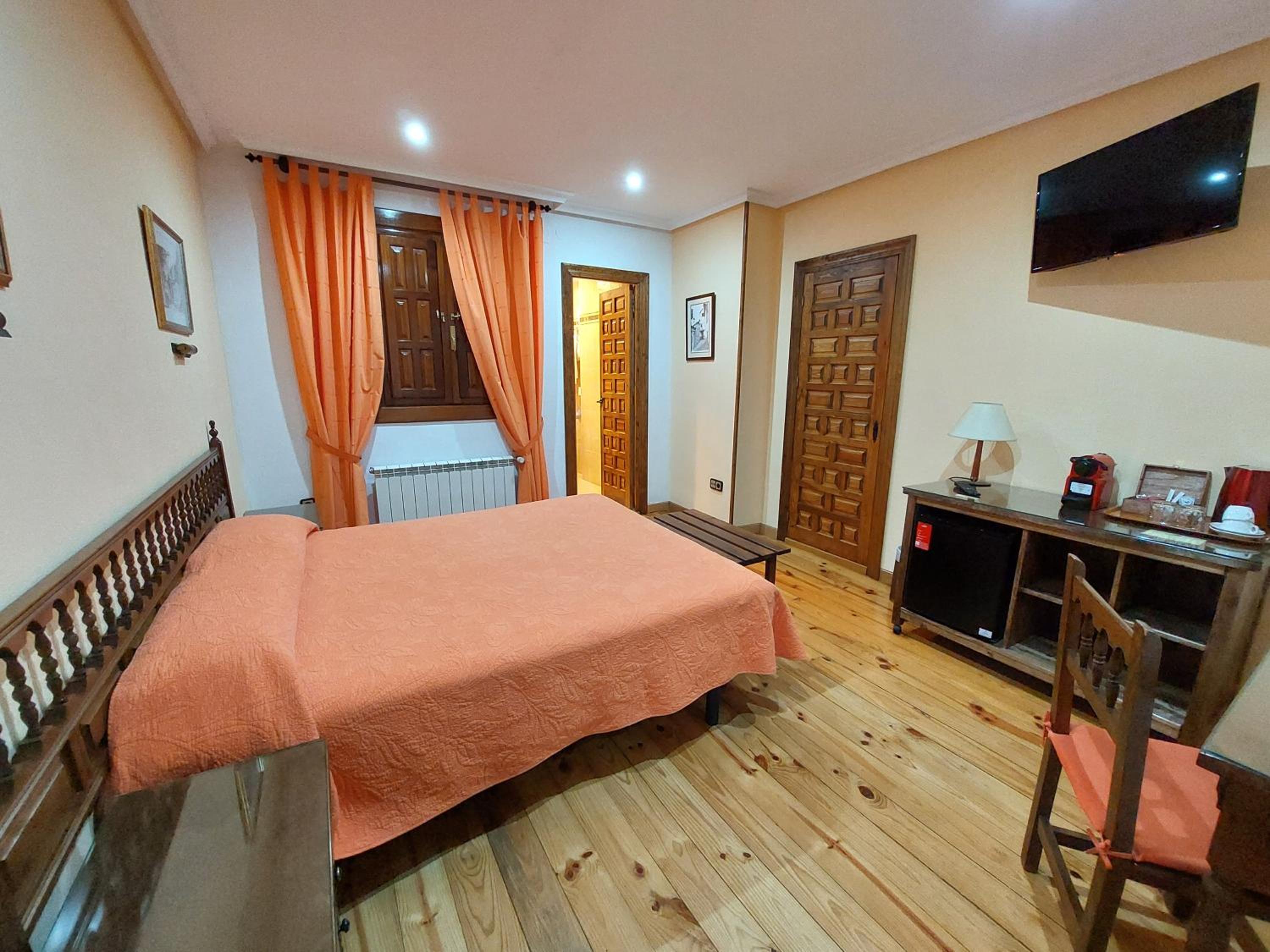 Habitación Doble o con Dos Camas