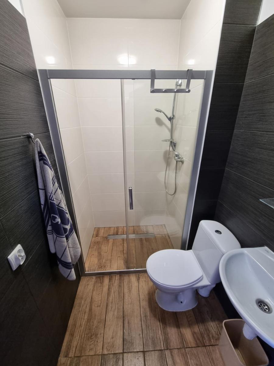 Large Double Room photo 1
