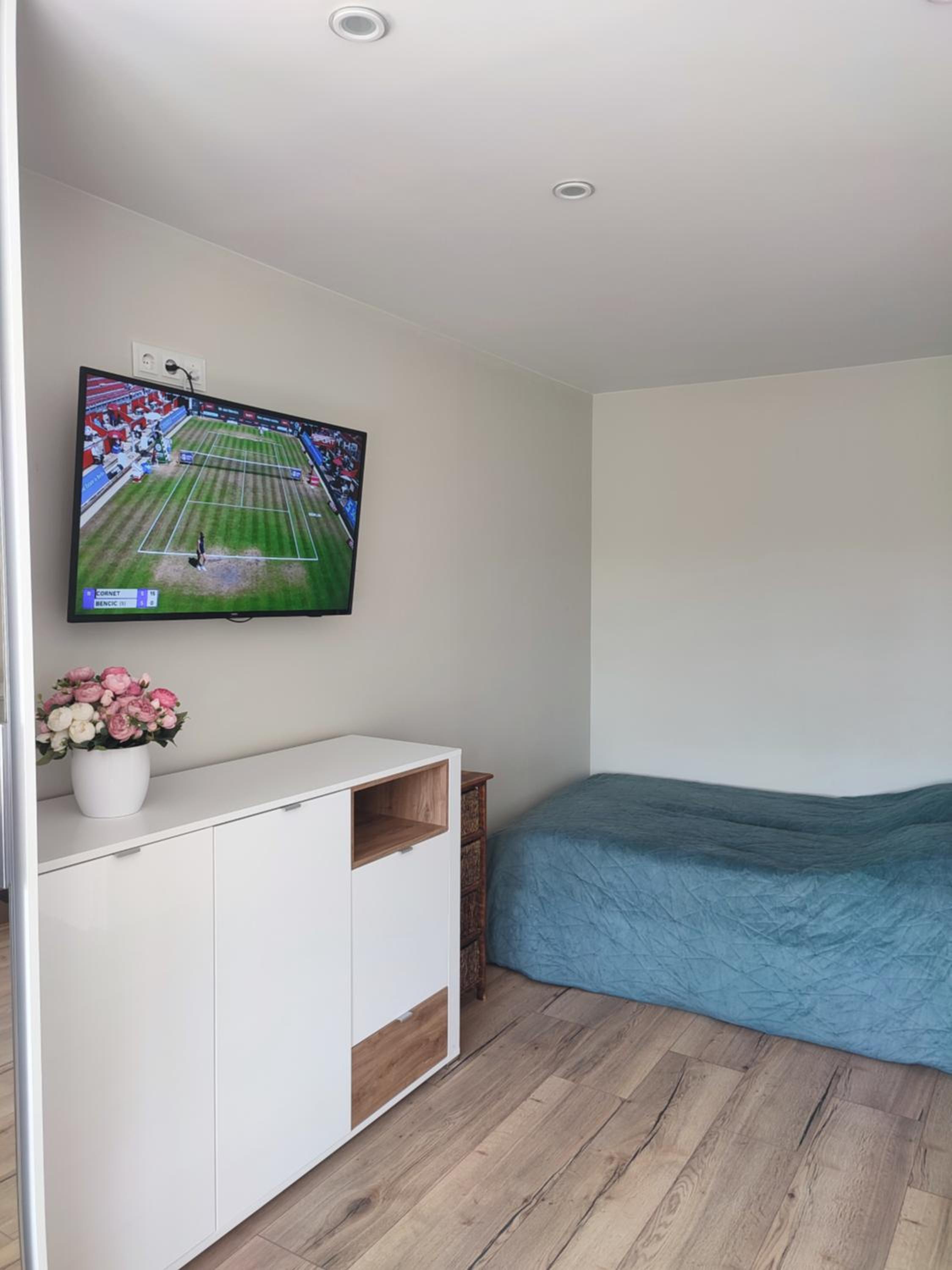 Studio Apartment - Photo 9