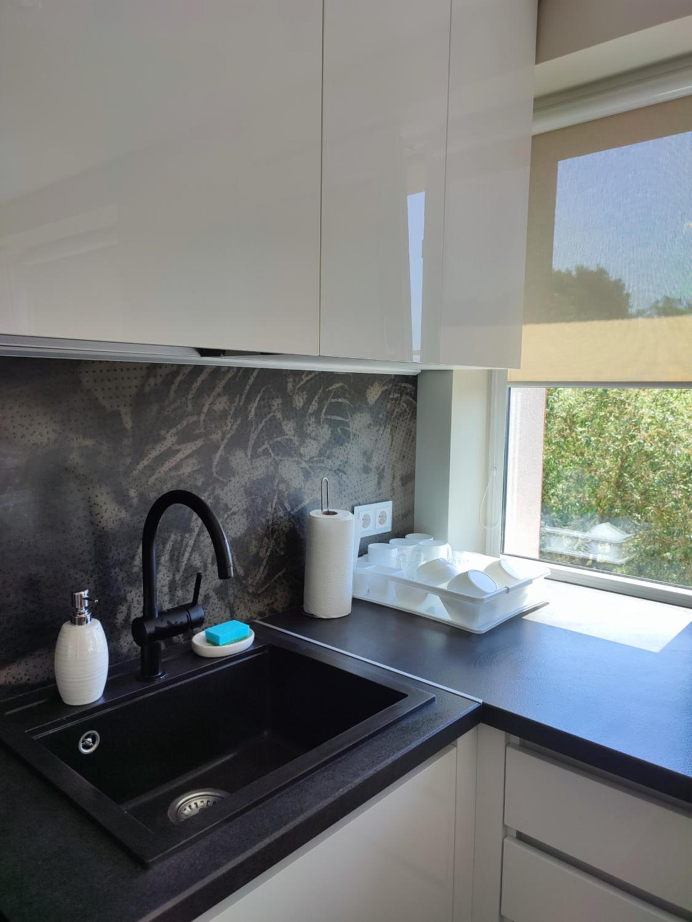 Studio Apartment - Photo 12