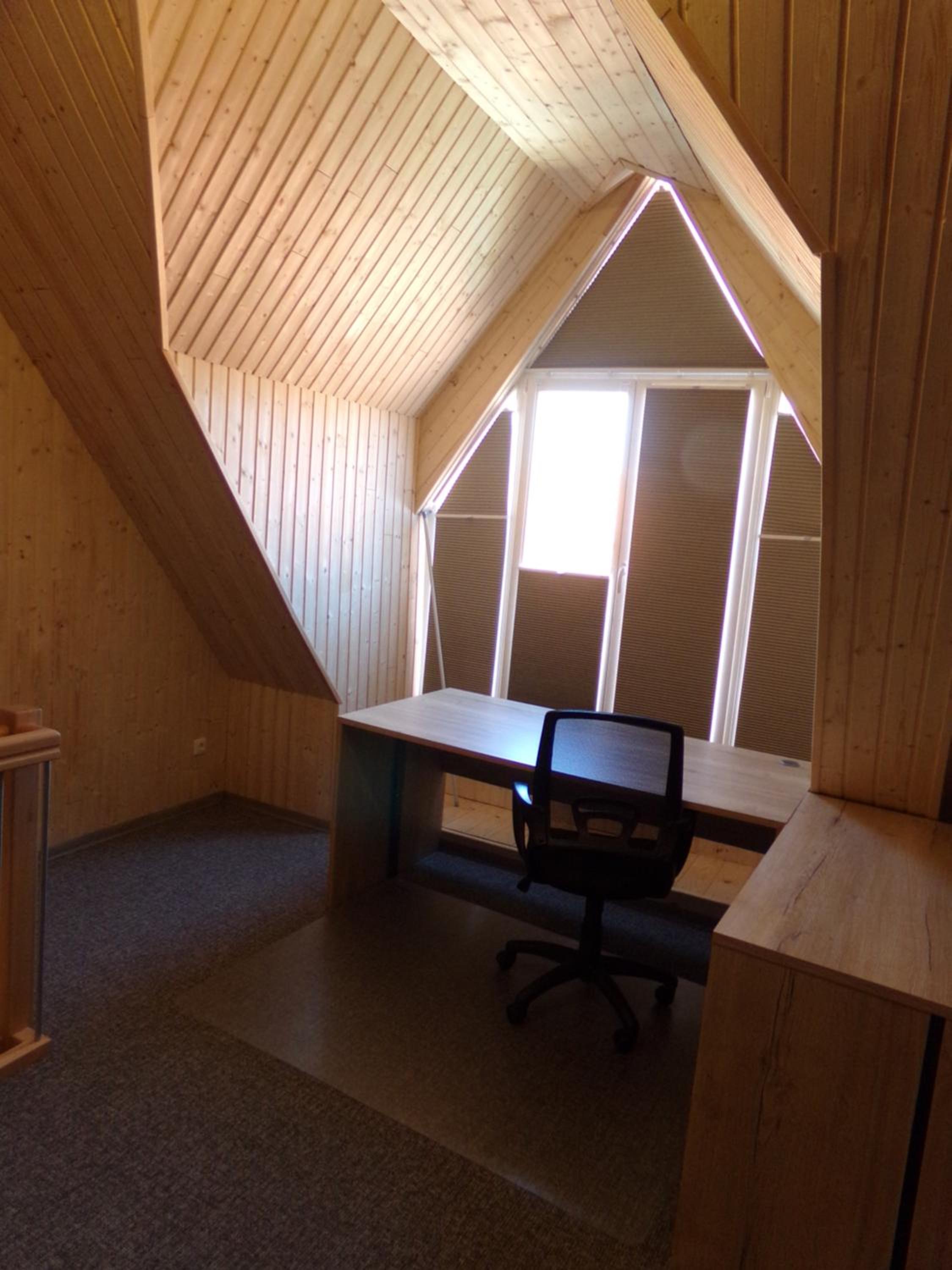 Suite - Photo 1