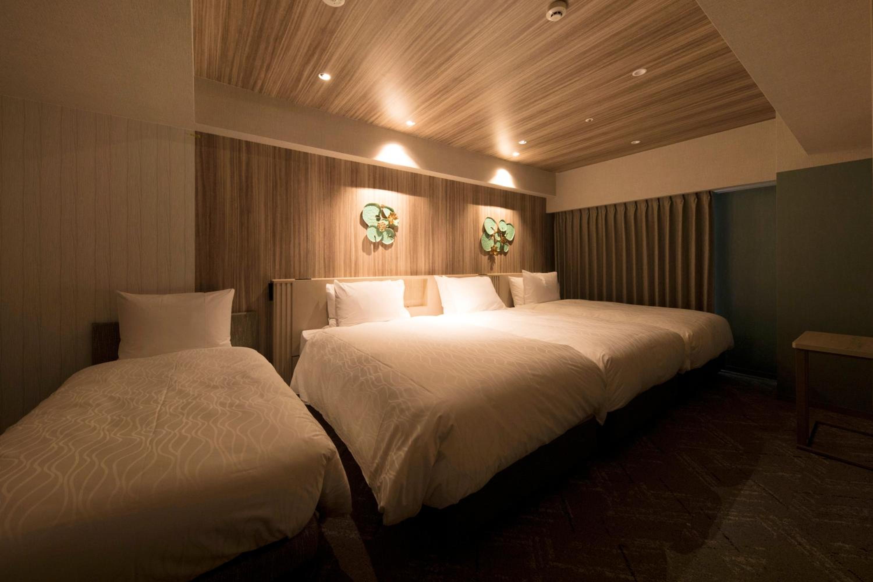 Triple Room - Non-Smoking - Photo 2