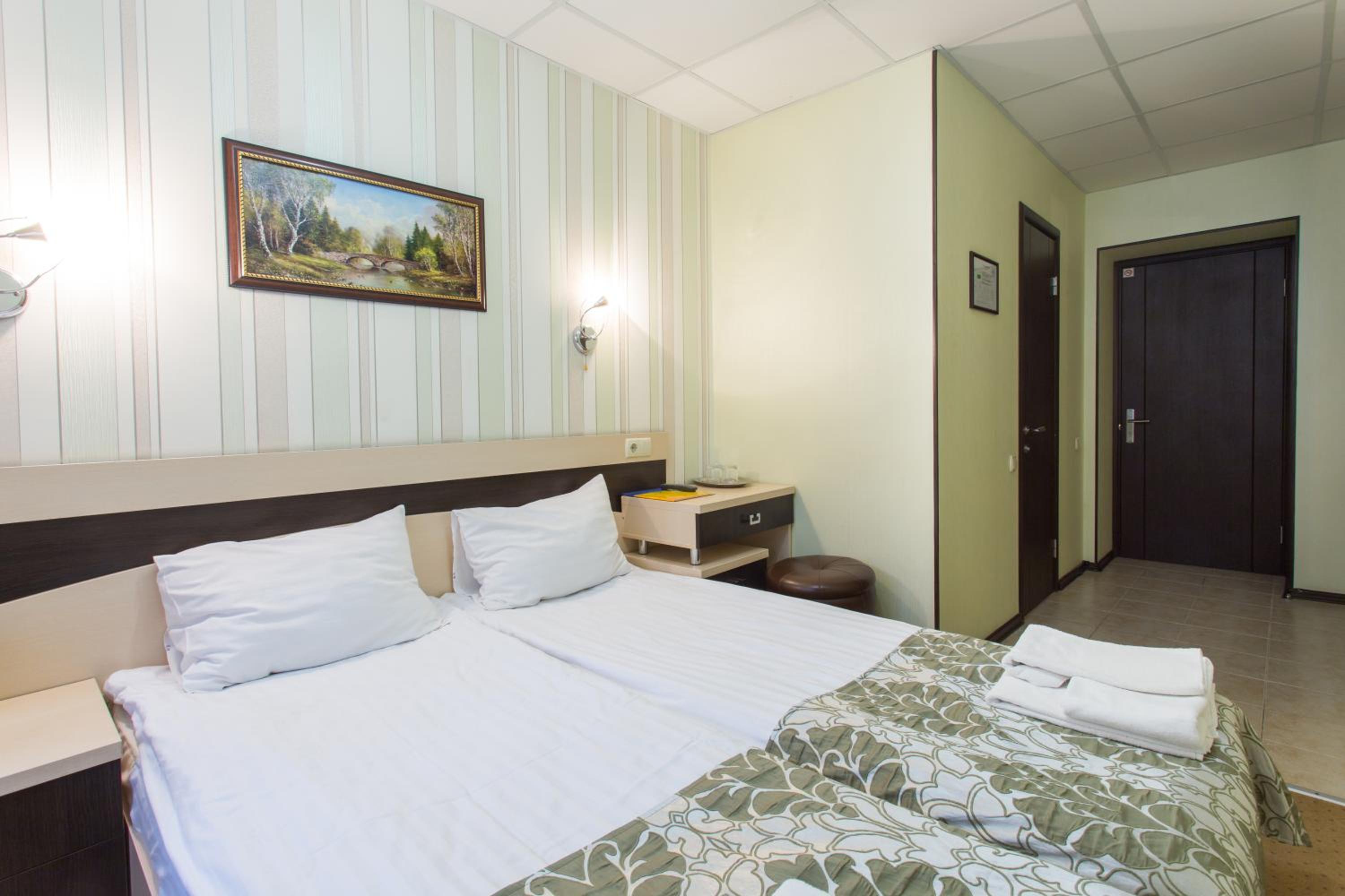 Twin Room with Bathroom