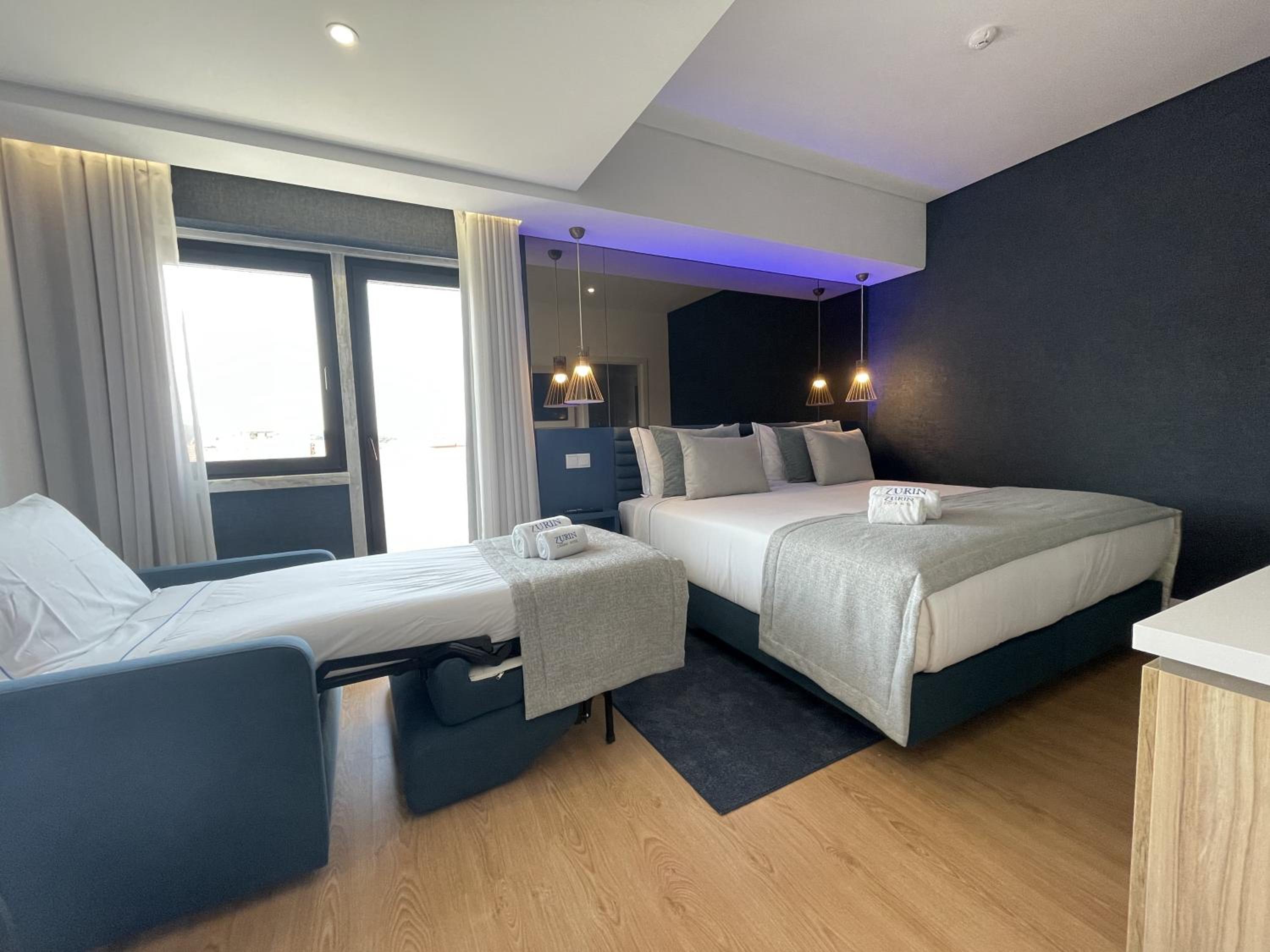 Deluxe Triple Room - Photo 4