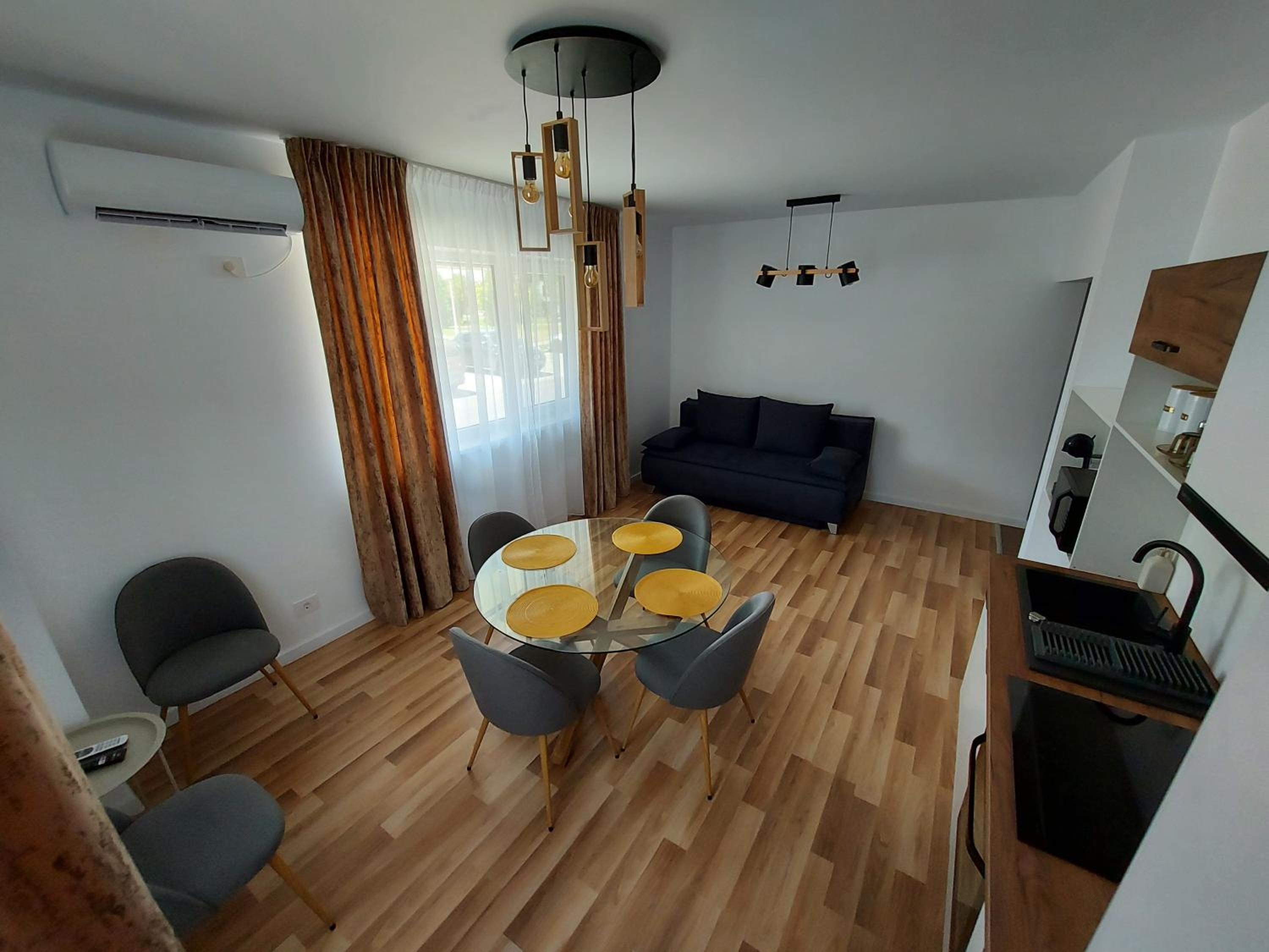Two-Bedroom Apartment - Photo 5