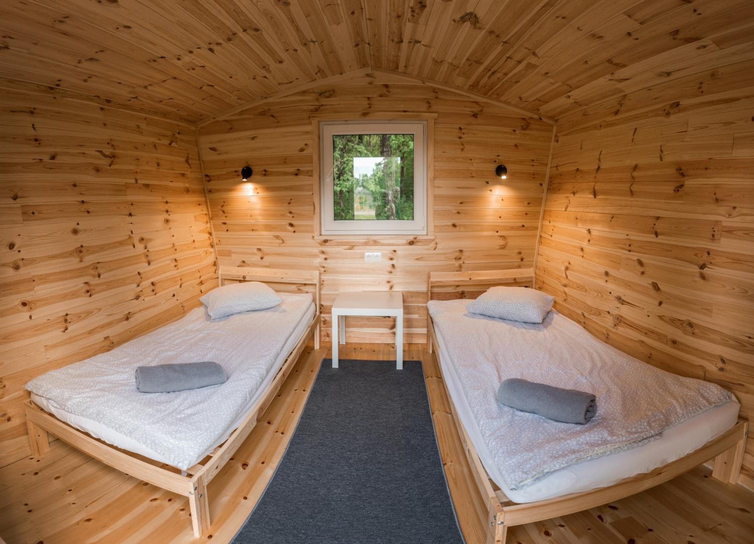Economy Twin Room photo 1