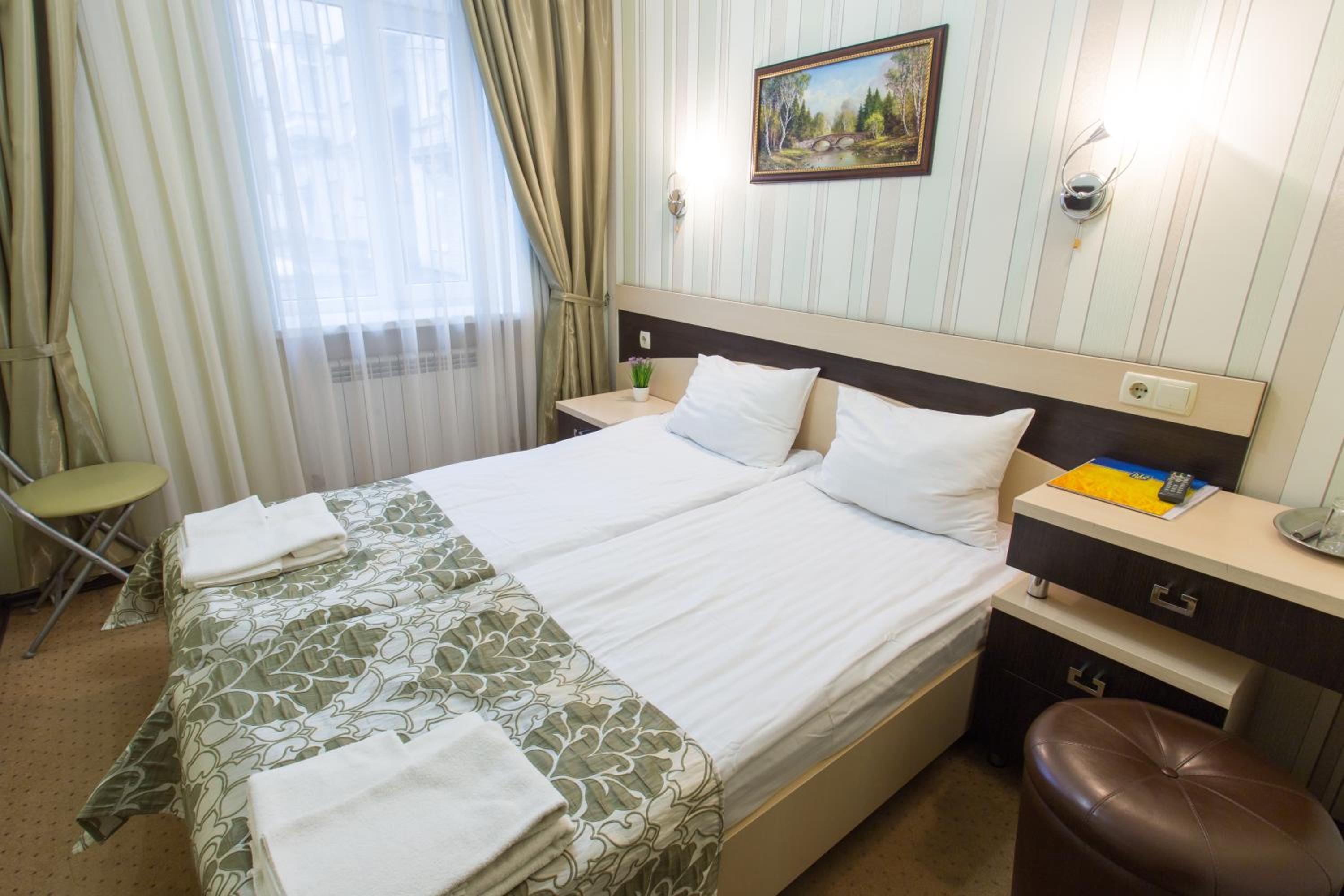 Twin Room with Bathroom