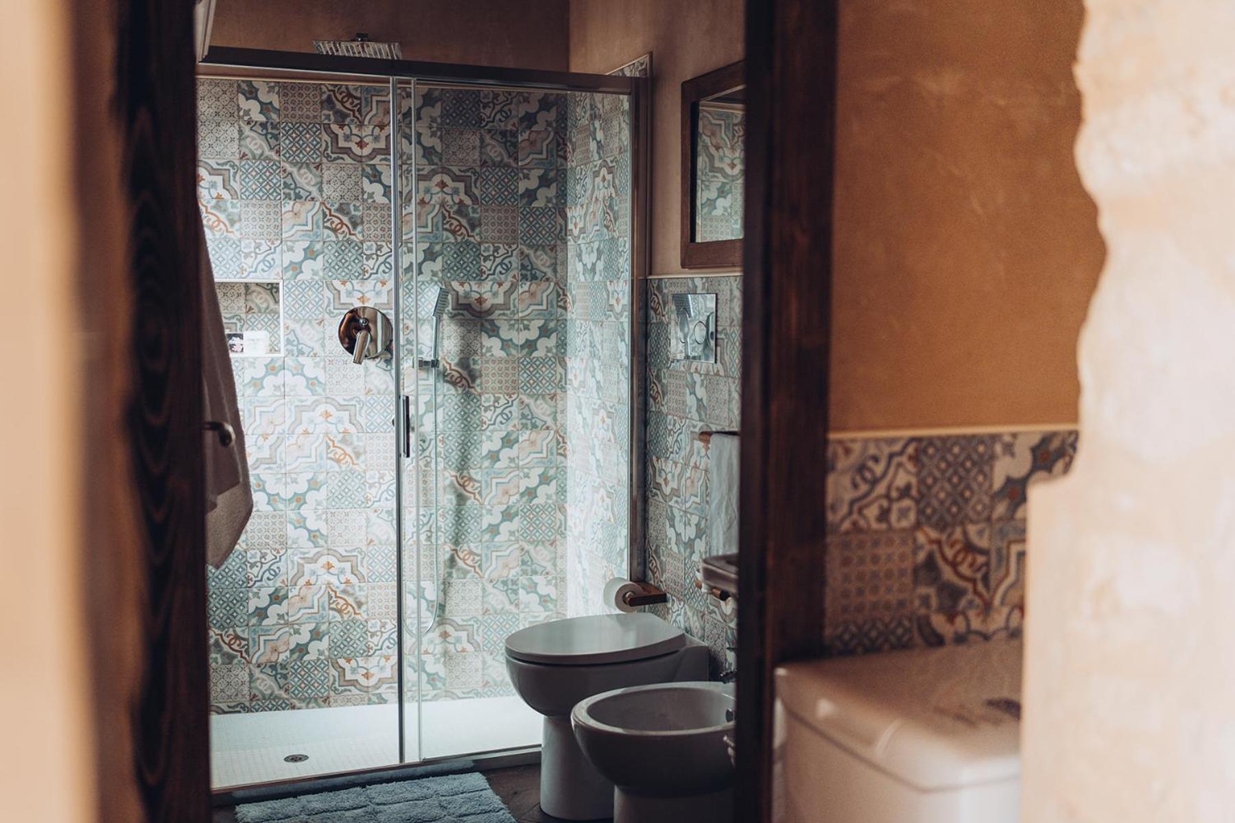 One-Bedroom Apartment - Photo 11