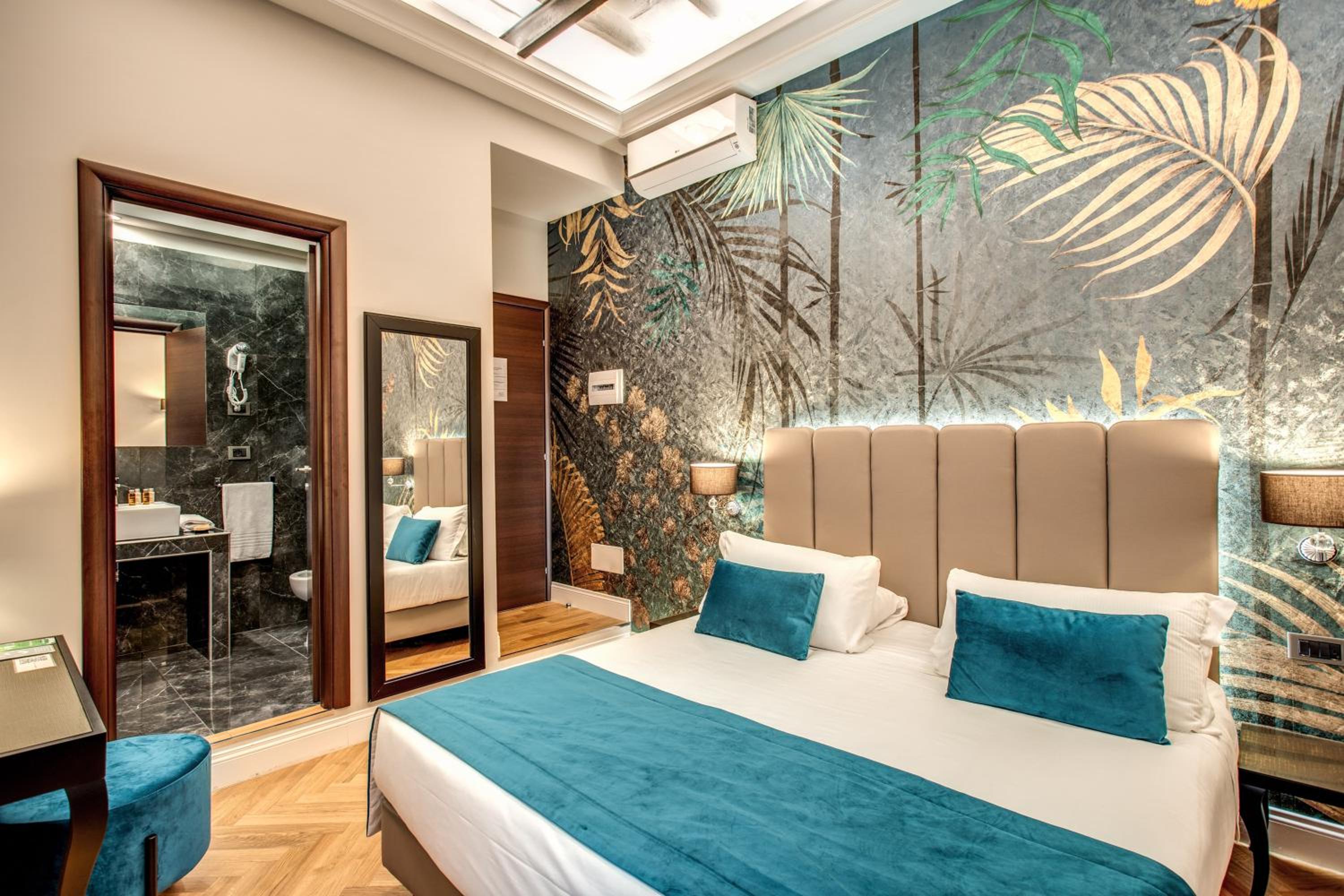Double or Twin Room photo 3
