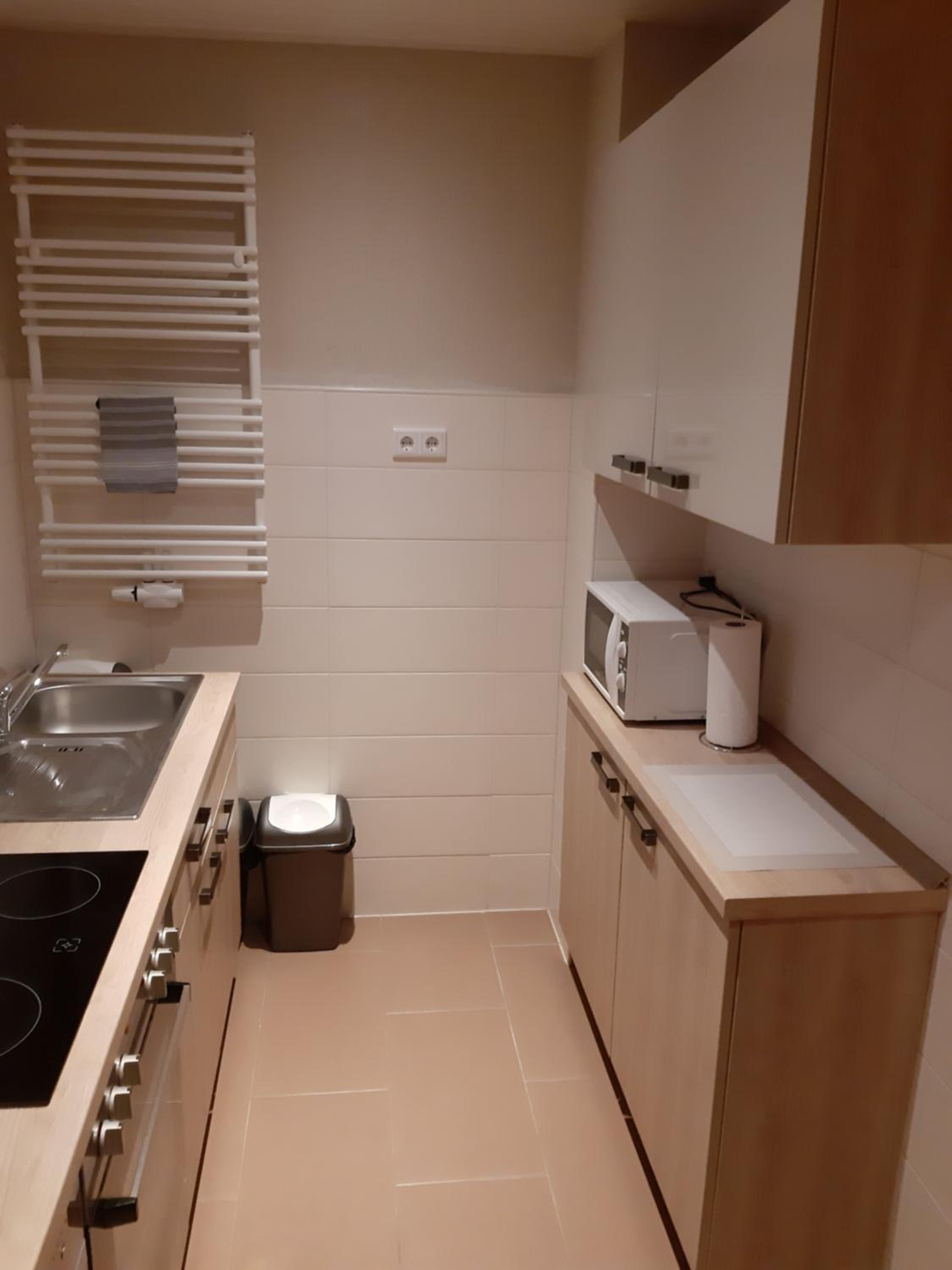 One-Bedroom Apartment - Photo 8