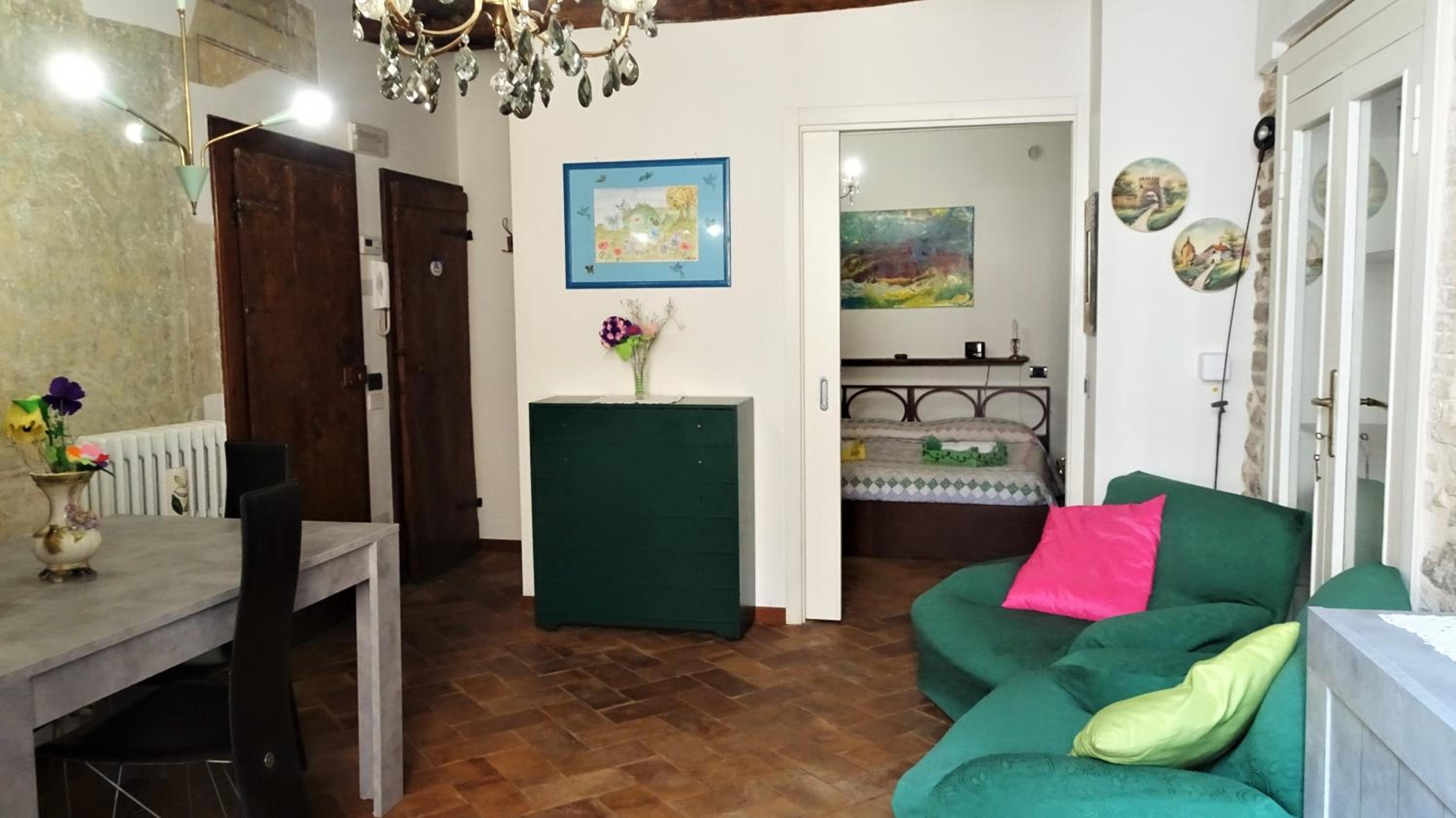 One-Bedroom Apartment - Photo 13