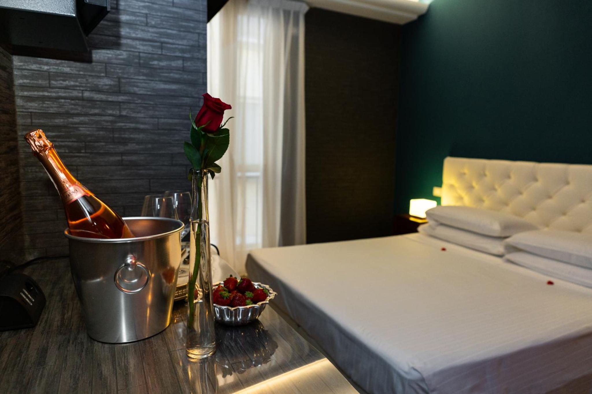Large Double or Twin Room