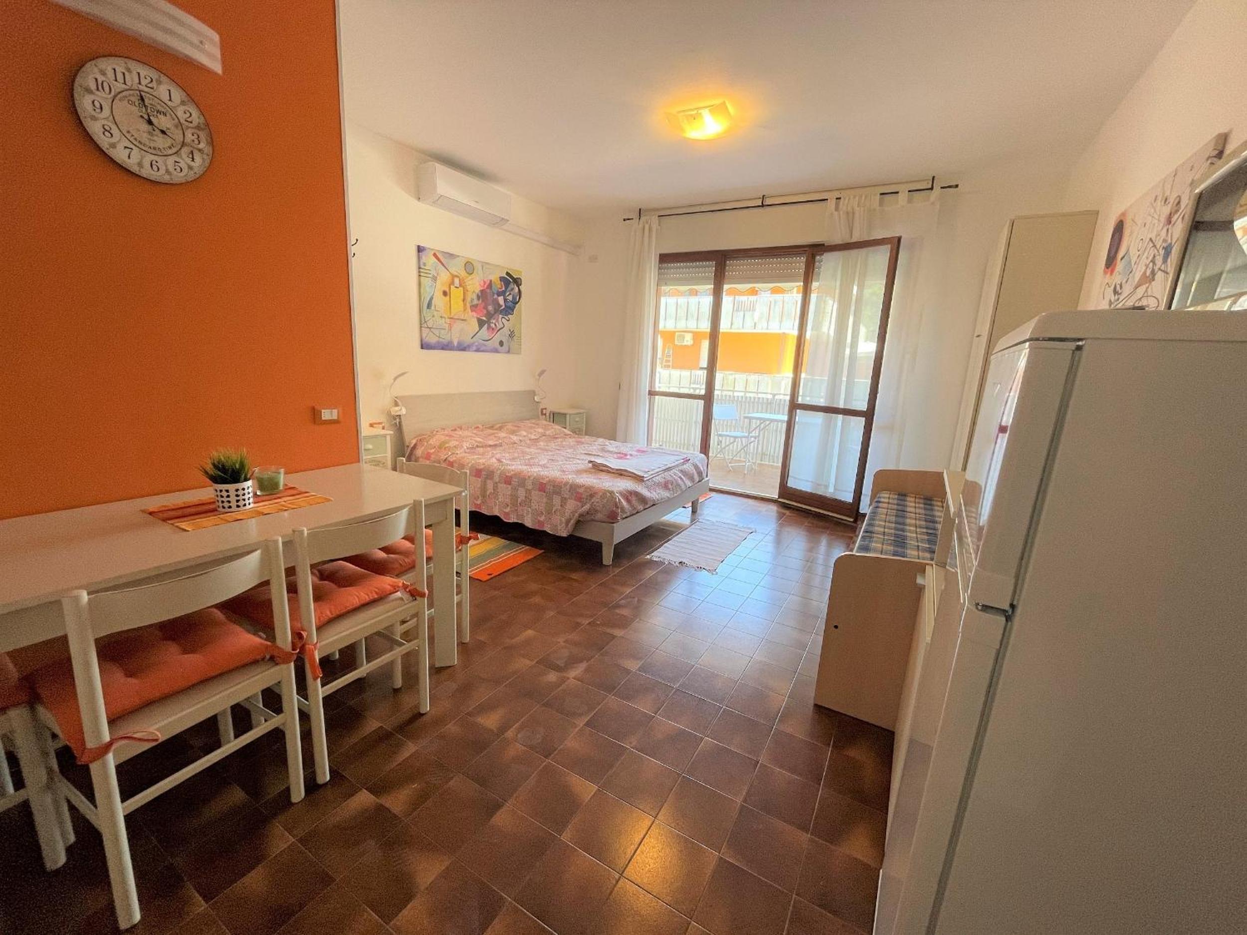 Studio Apartment