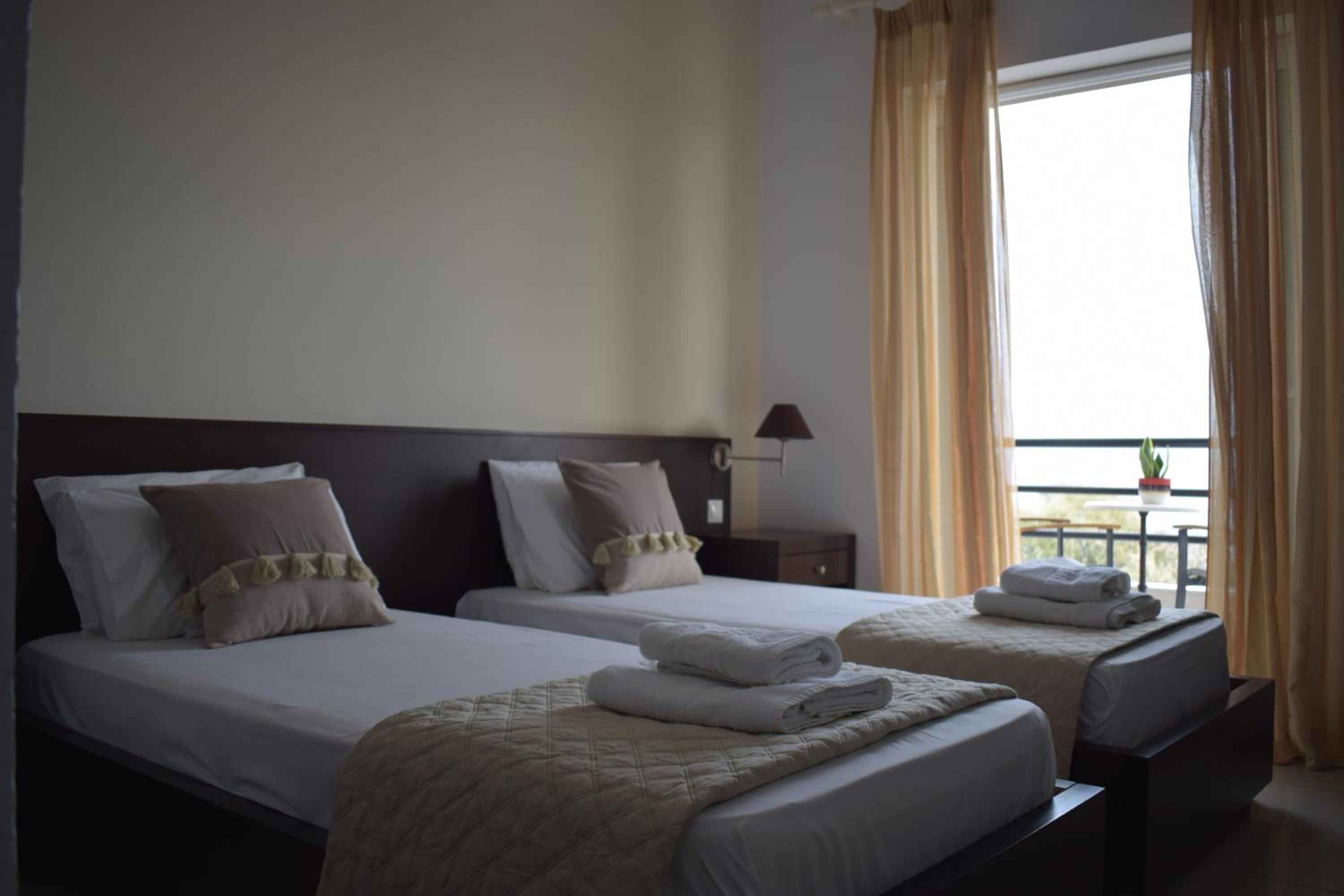 Double or Twin Room - Photo 14