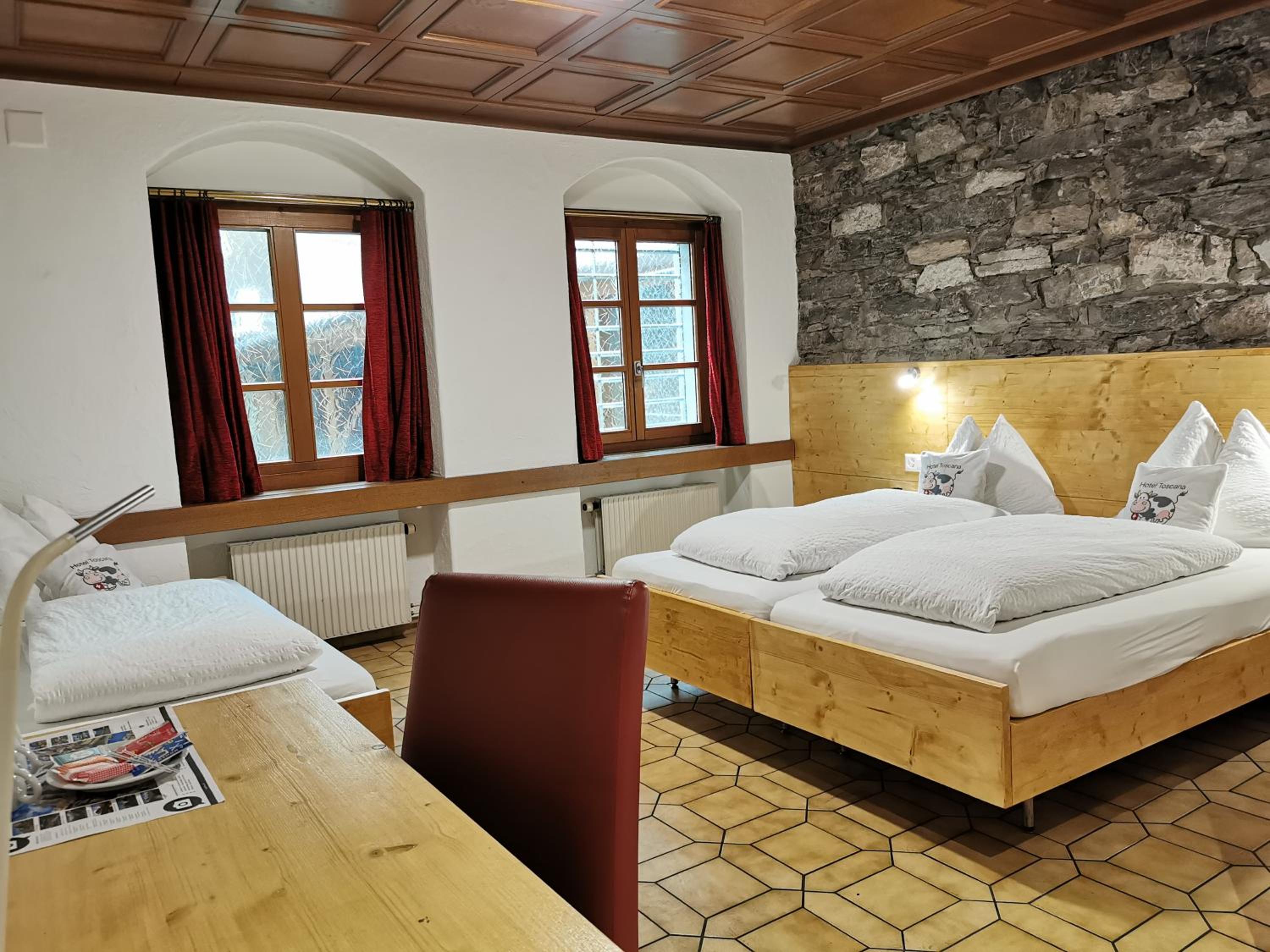 Basic Triple Room - Photo 6