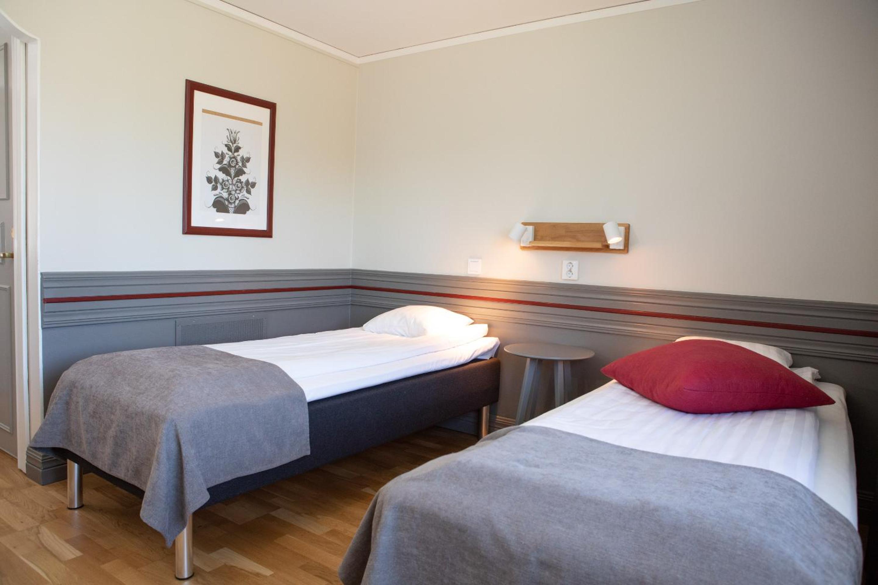 Single Room photo 2