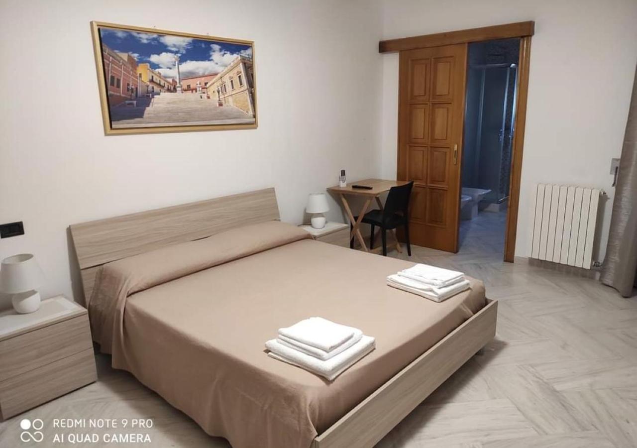 Quadruple Room with Private Bathroom - Photo 5