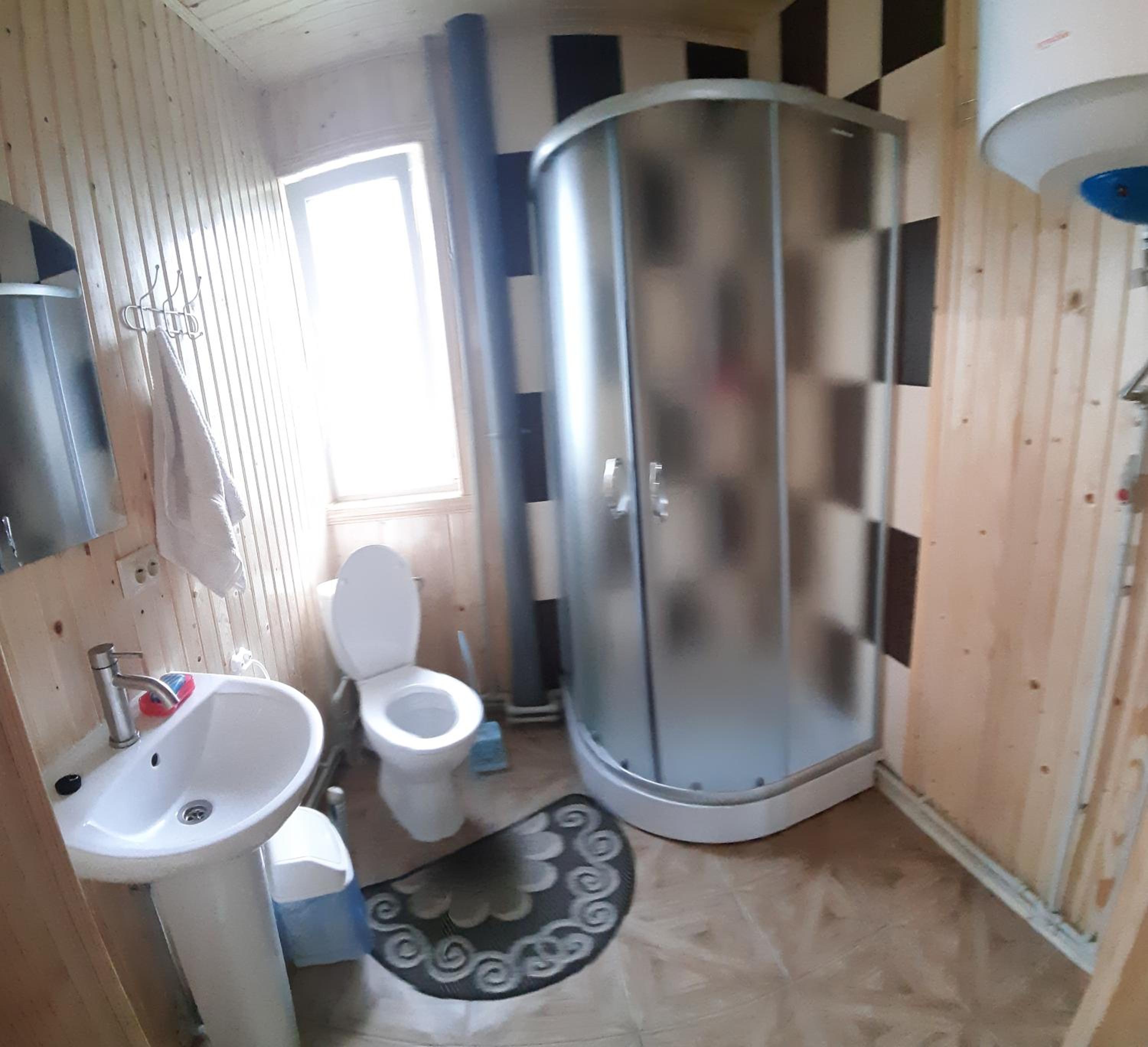 Large Double Room photo 3