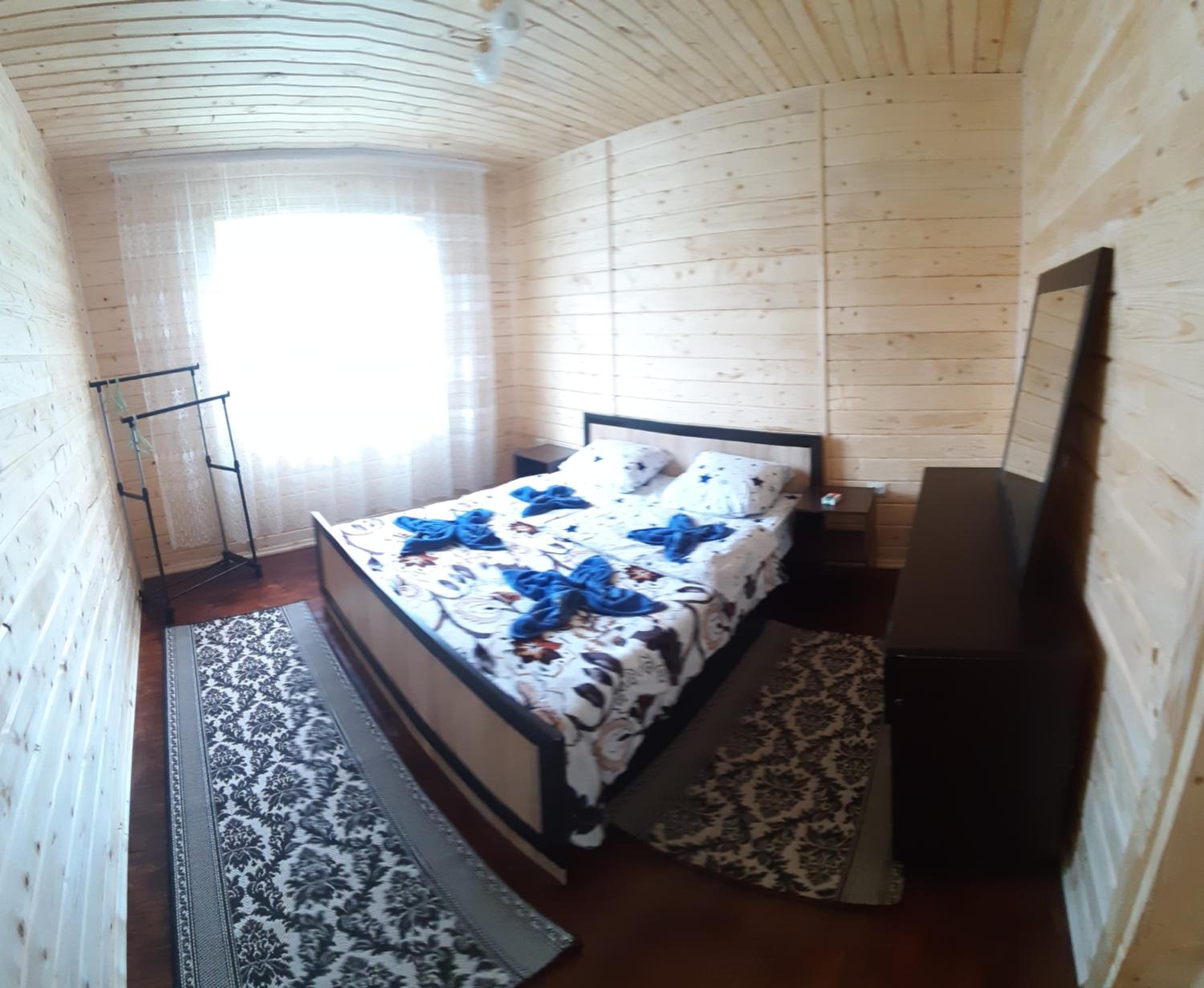 Large Double Room photo 2