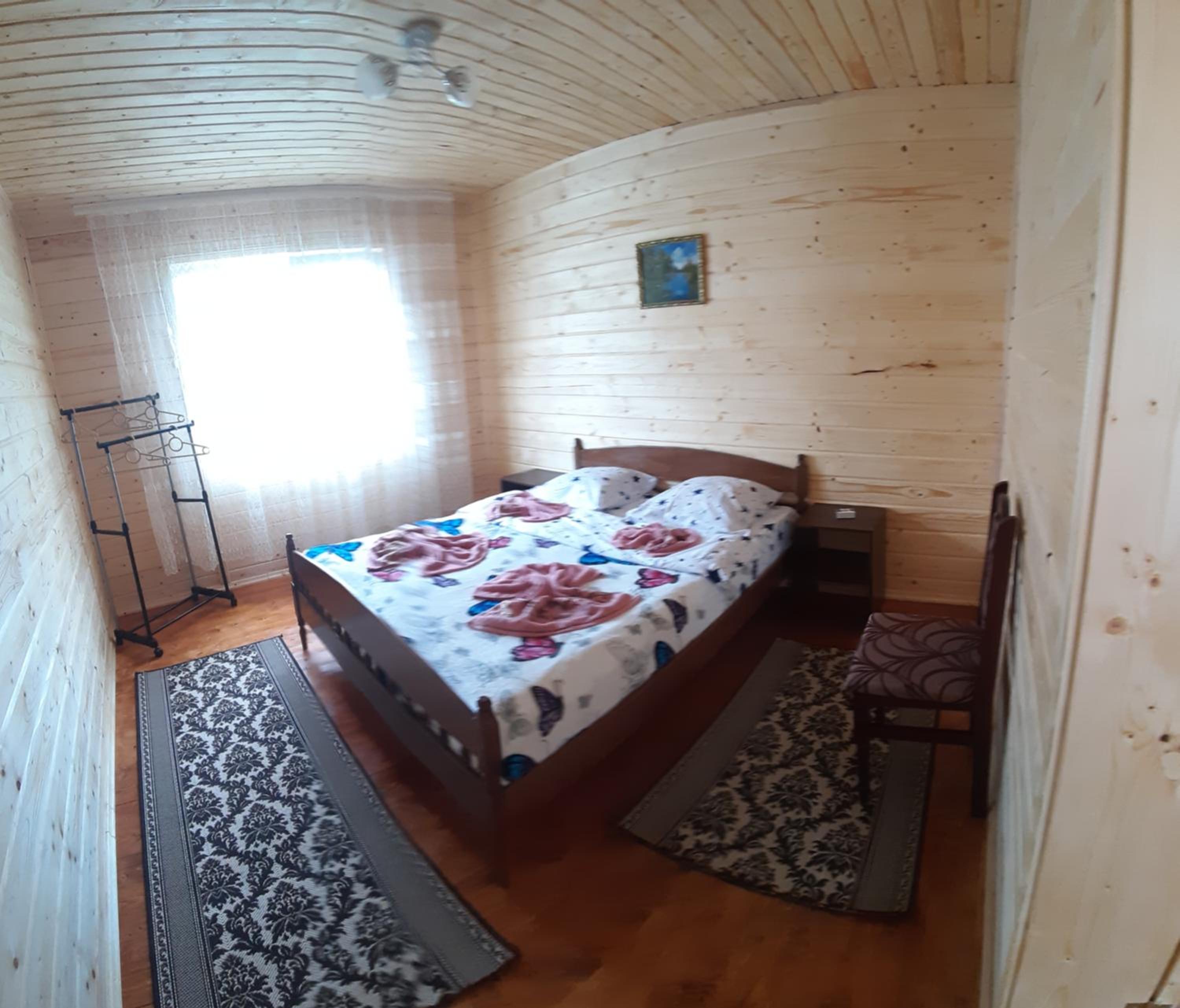 Large Double Room photo 1