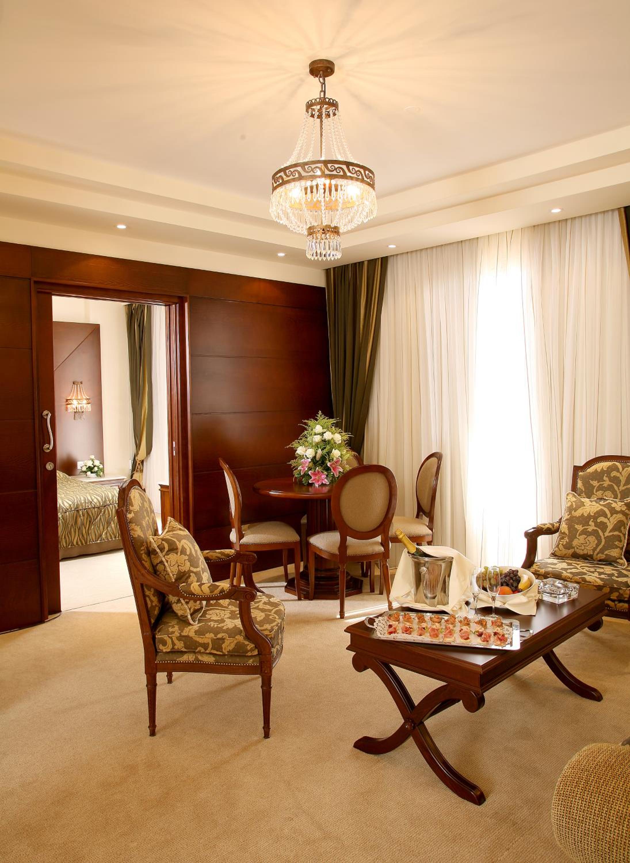 Executive Suite with Sea View - Photo 6