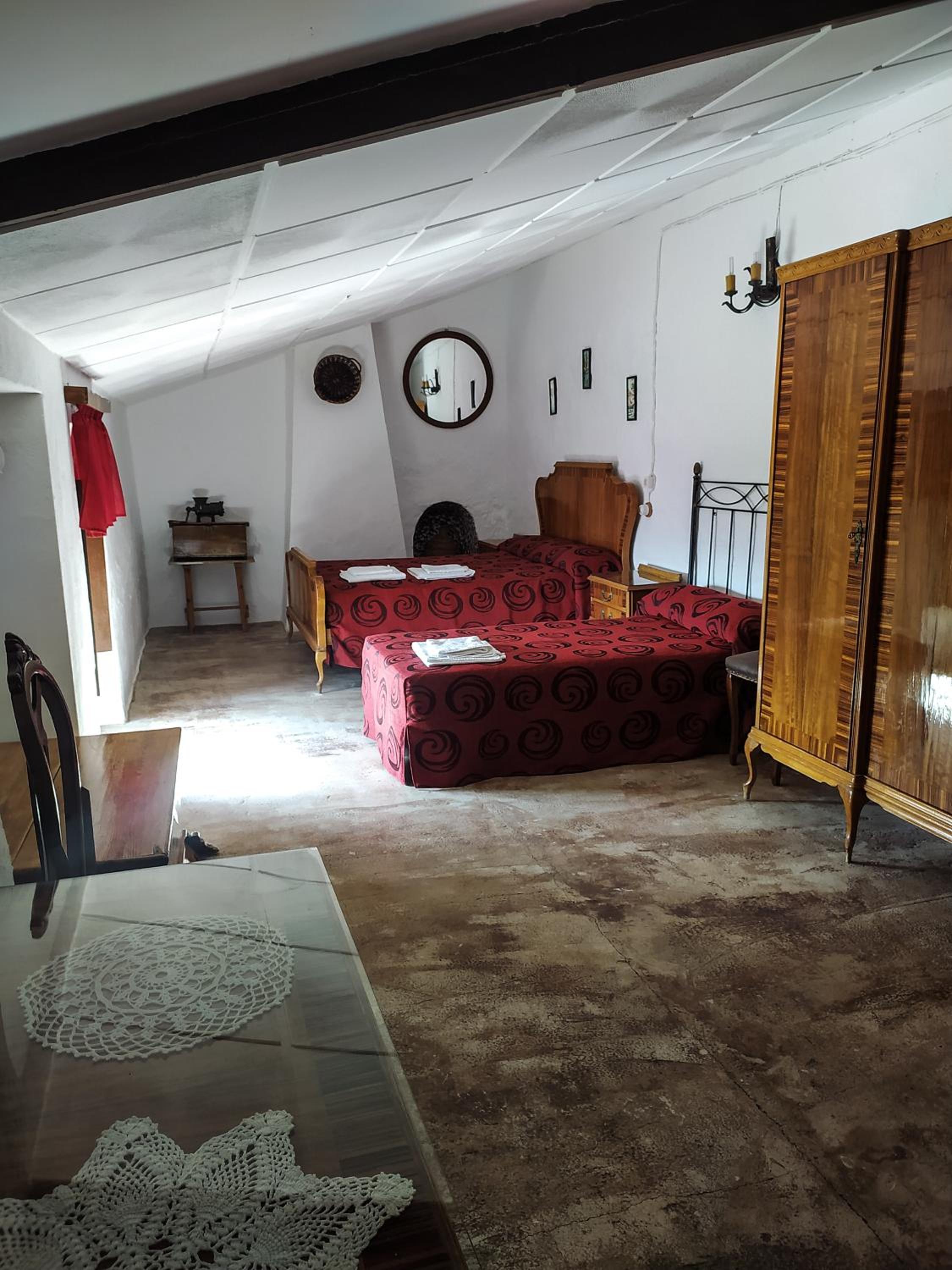 Casa de cinco habitaciones