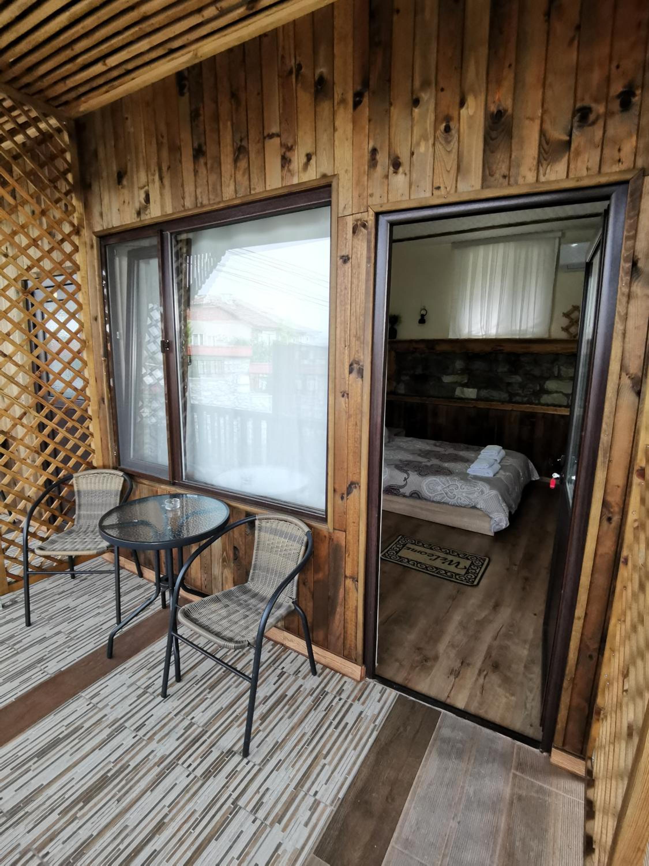Standard Double or Twin Room with Balcony - Photo 2
