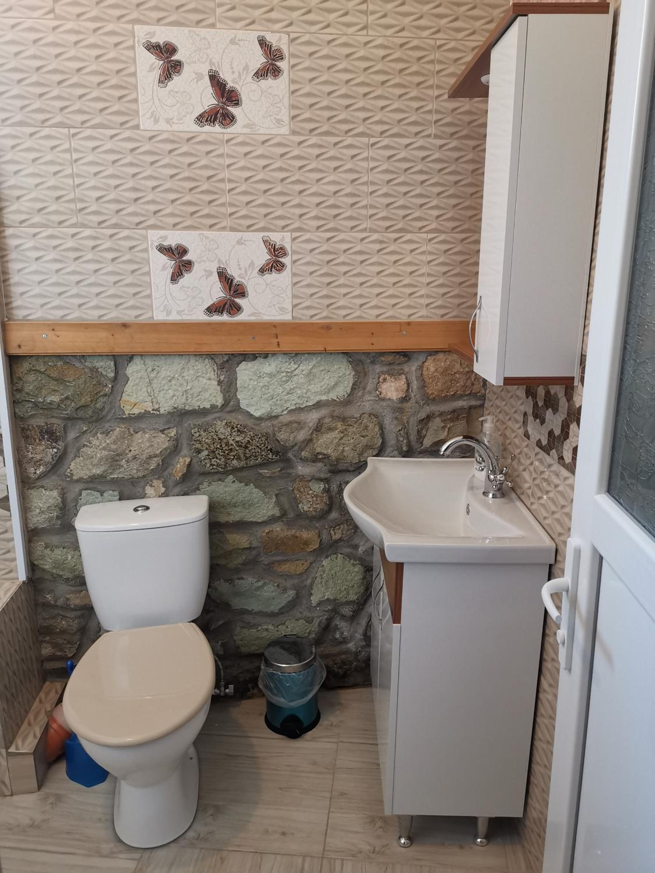 Standard Double or Twin Room with Balcony - Photo 3