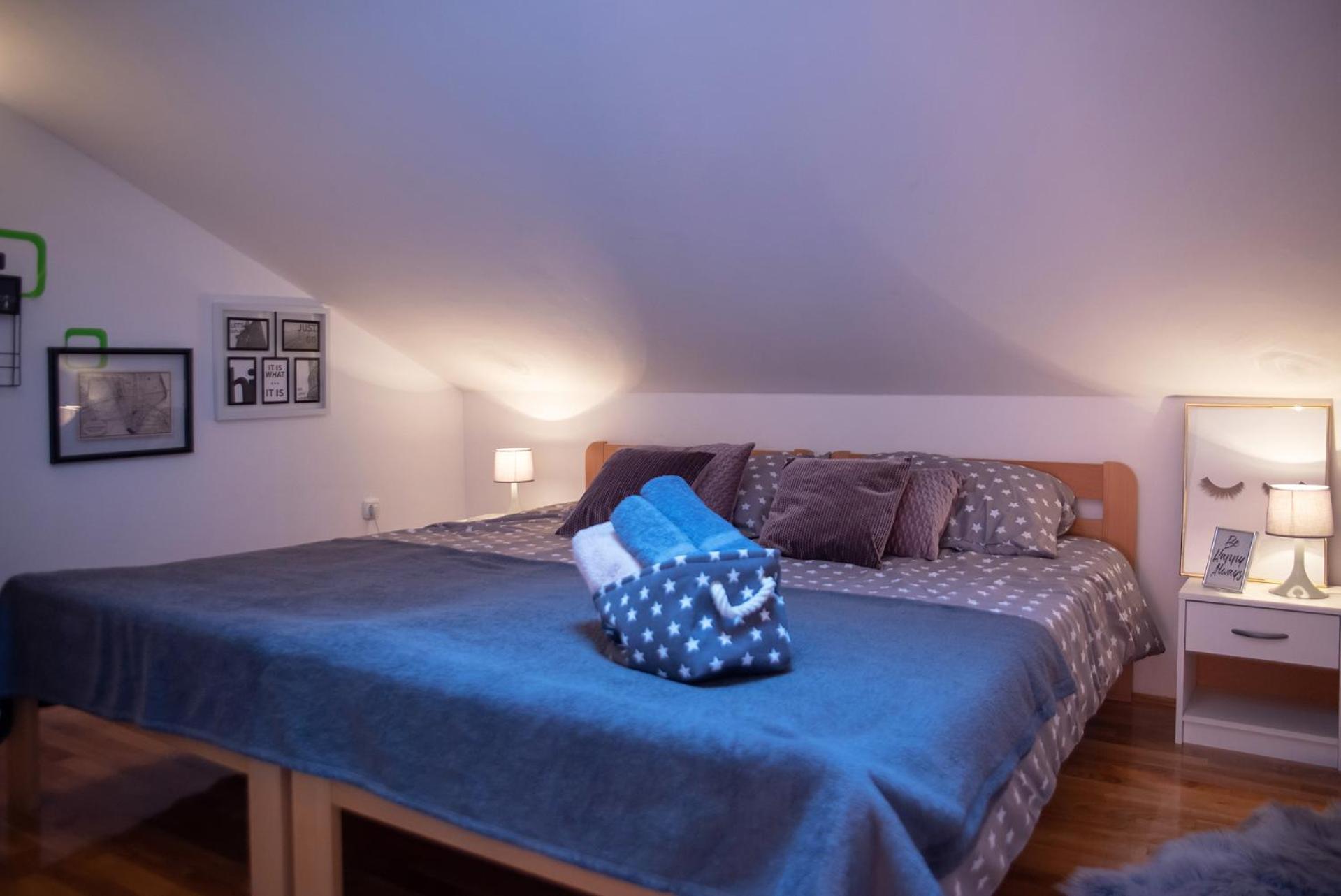 Two-Bedroom Apartment - Photo 28