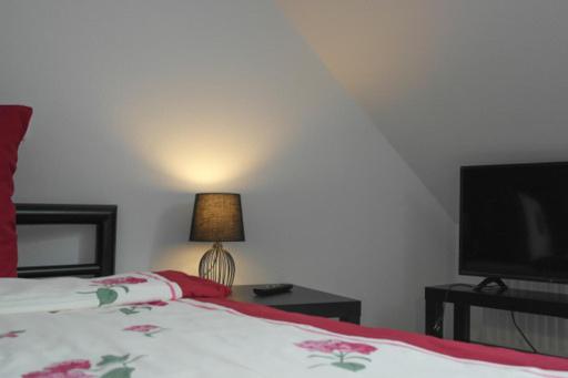 Double Room with Shared Bathroom photo 2