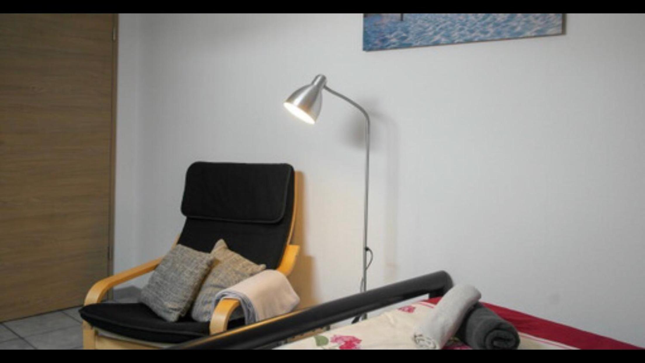 Double Room with Shared Bathroom photo 3