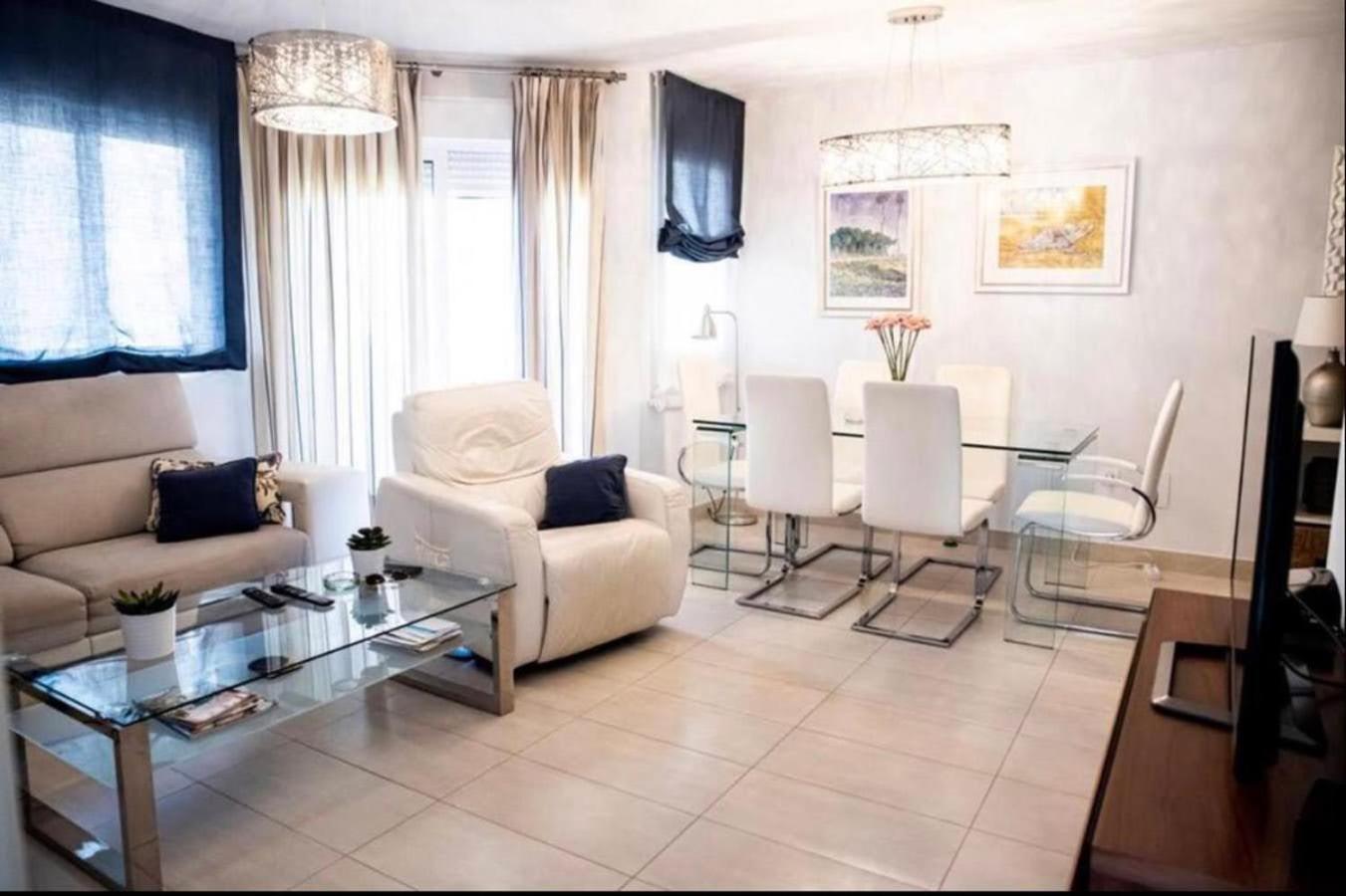 Apartamento con vista al mar