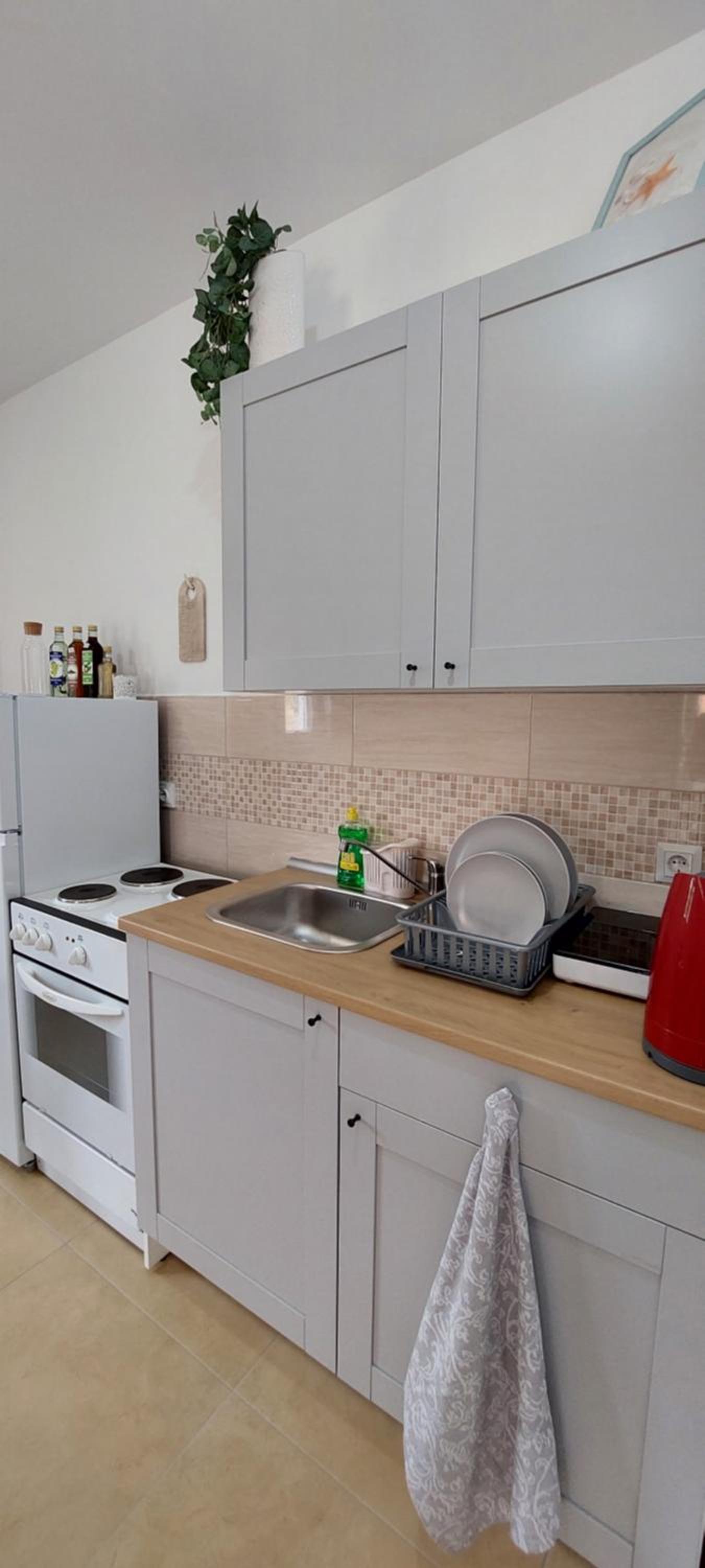 One-Bedroom Apartment - Photo 11
