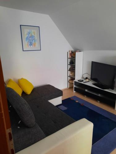 One-Bedroom Apartment - Photo 15