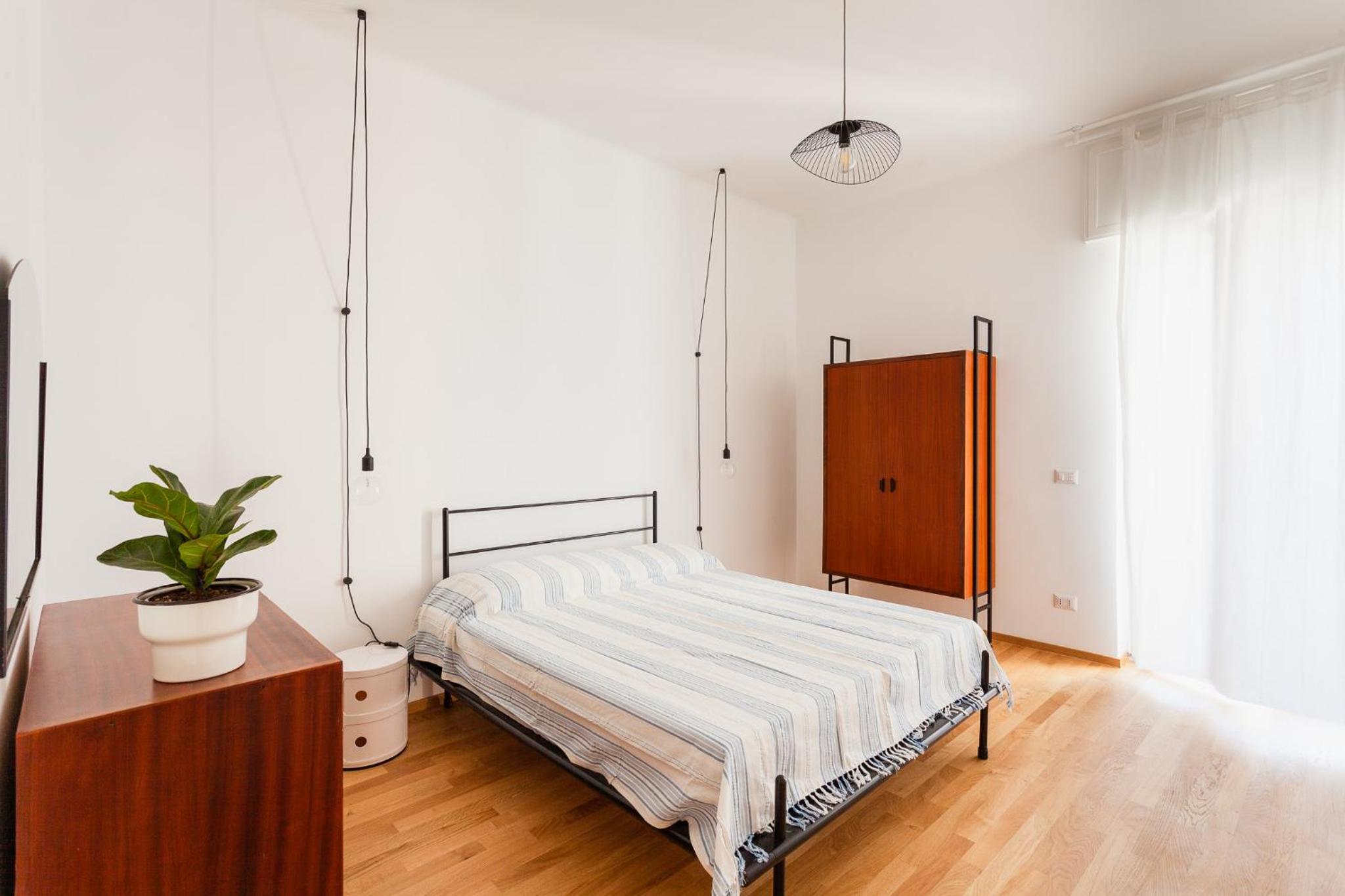 Two-Bedroom Apartment - Photo 20