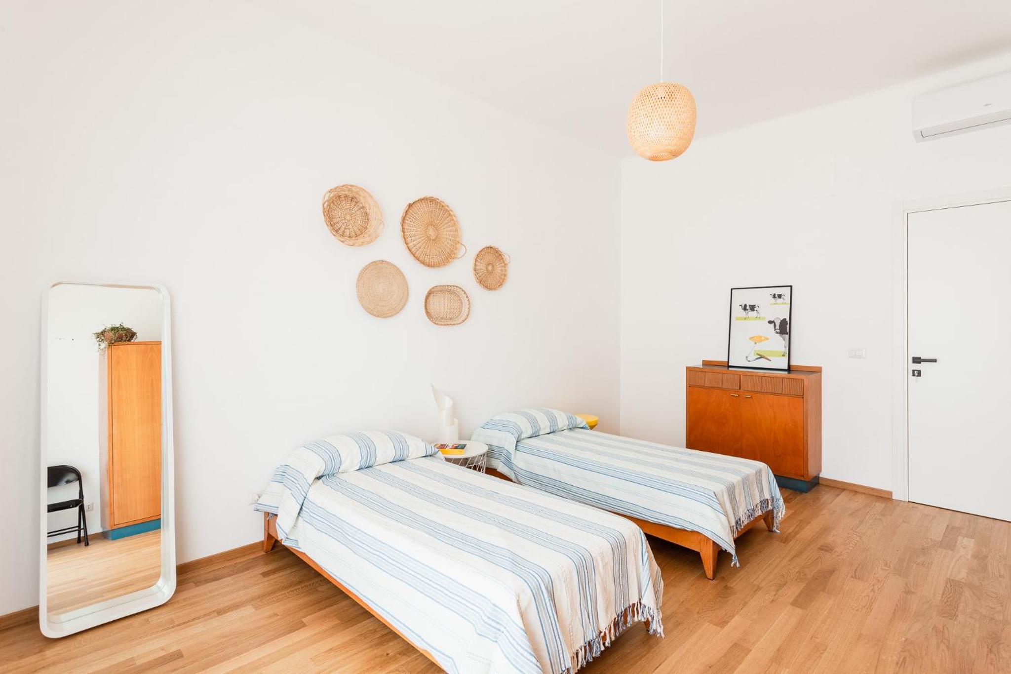 Two-Bedroom Apartment - Photo 16