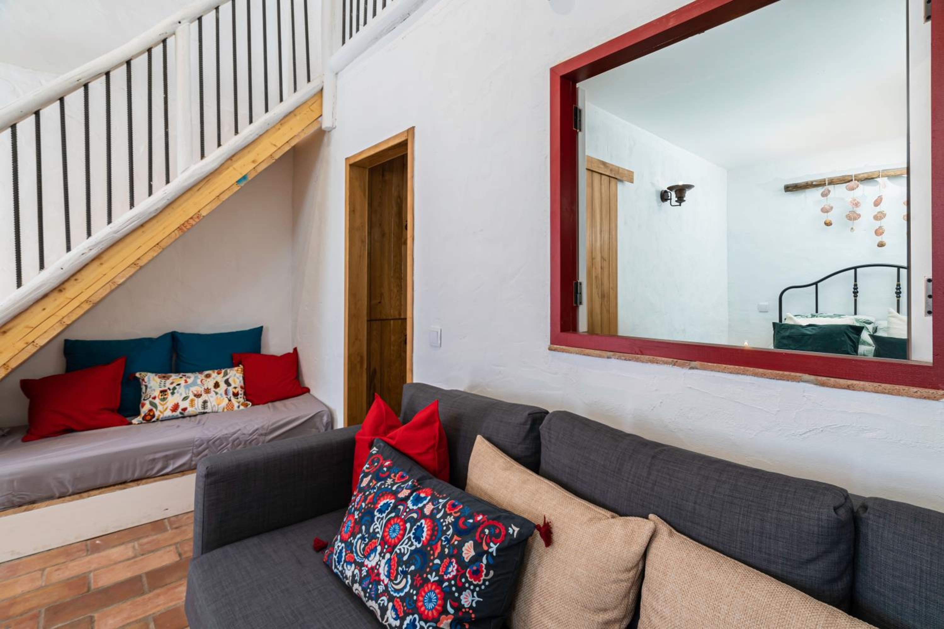 Two-Bedroom House - Photo 11