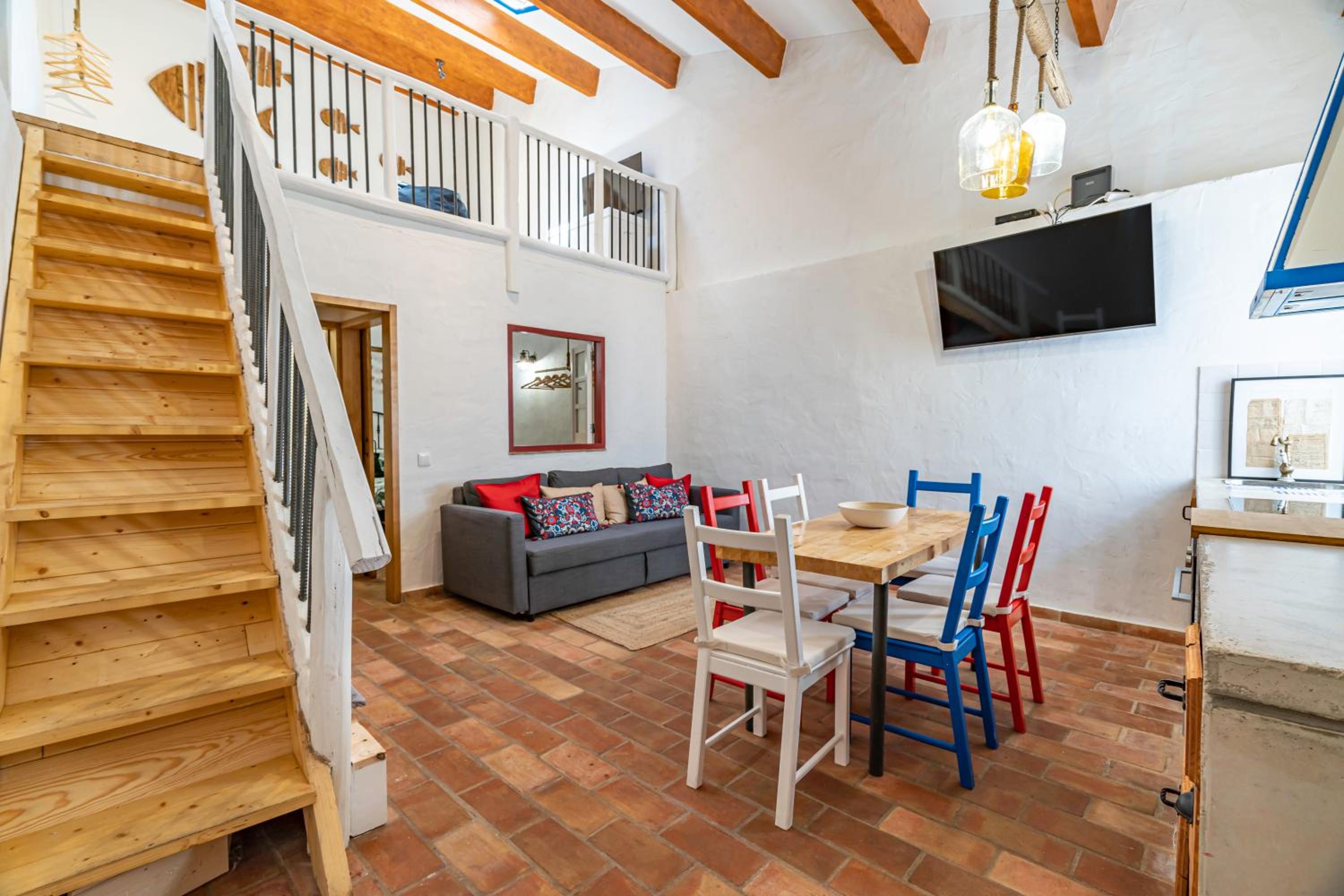 Two-Bedroom House - Photo 10
