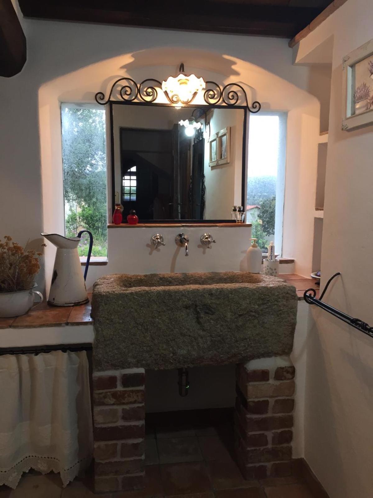 Double Room with Shared Bathroom photo 1