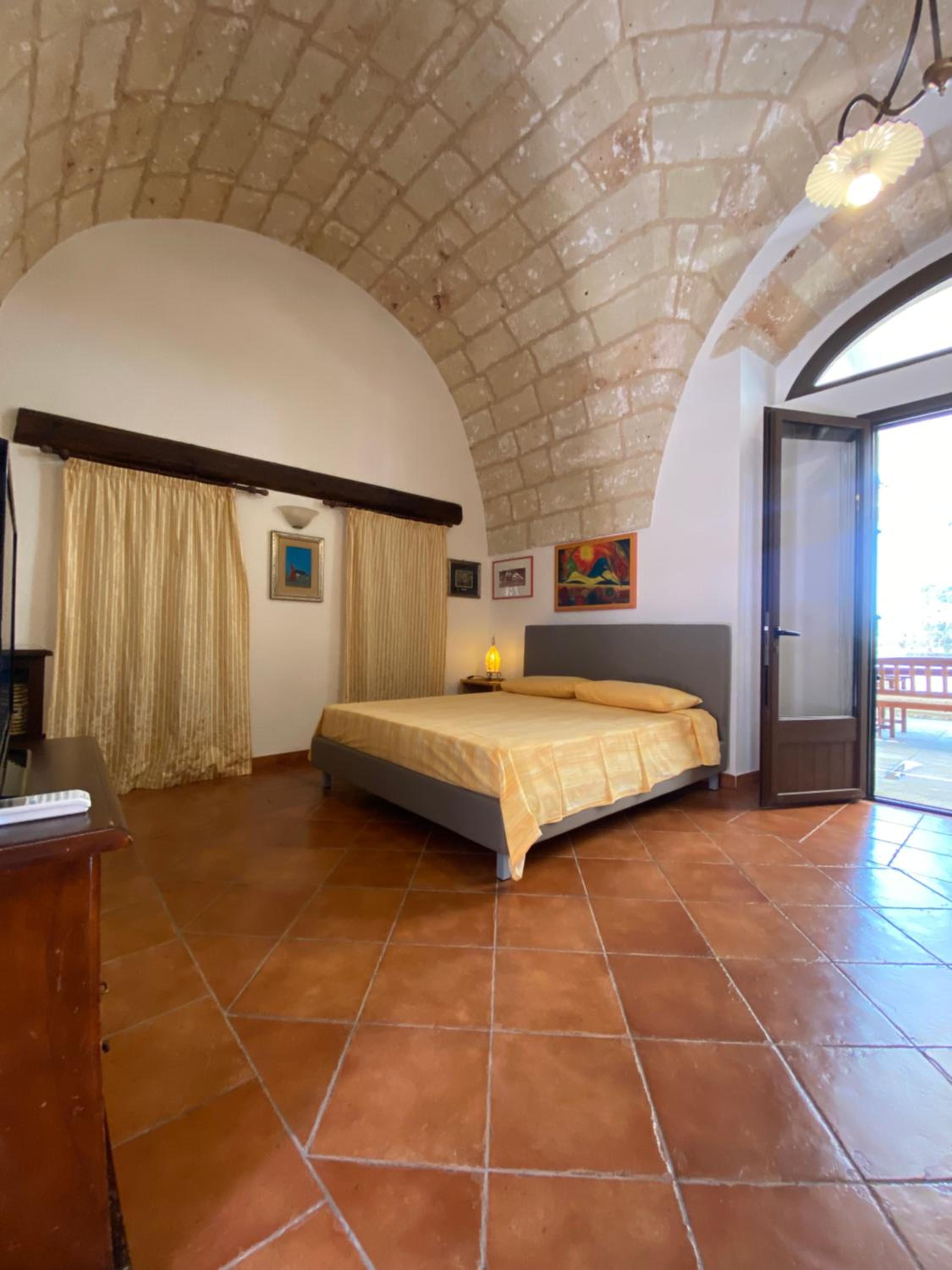 One-Bedroom Apartment - Garden View