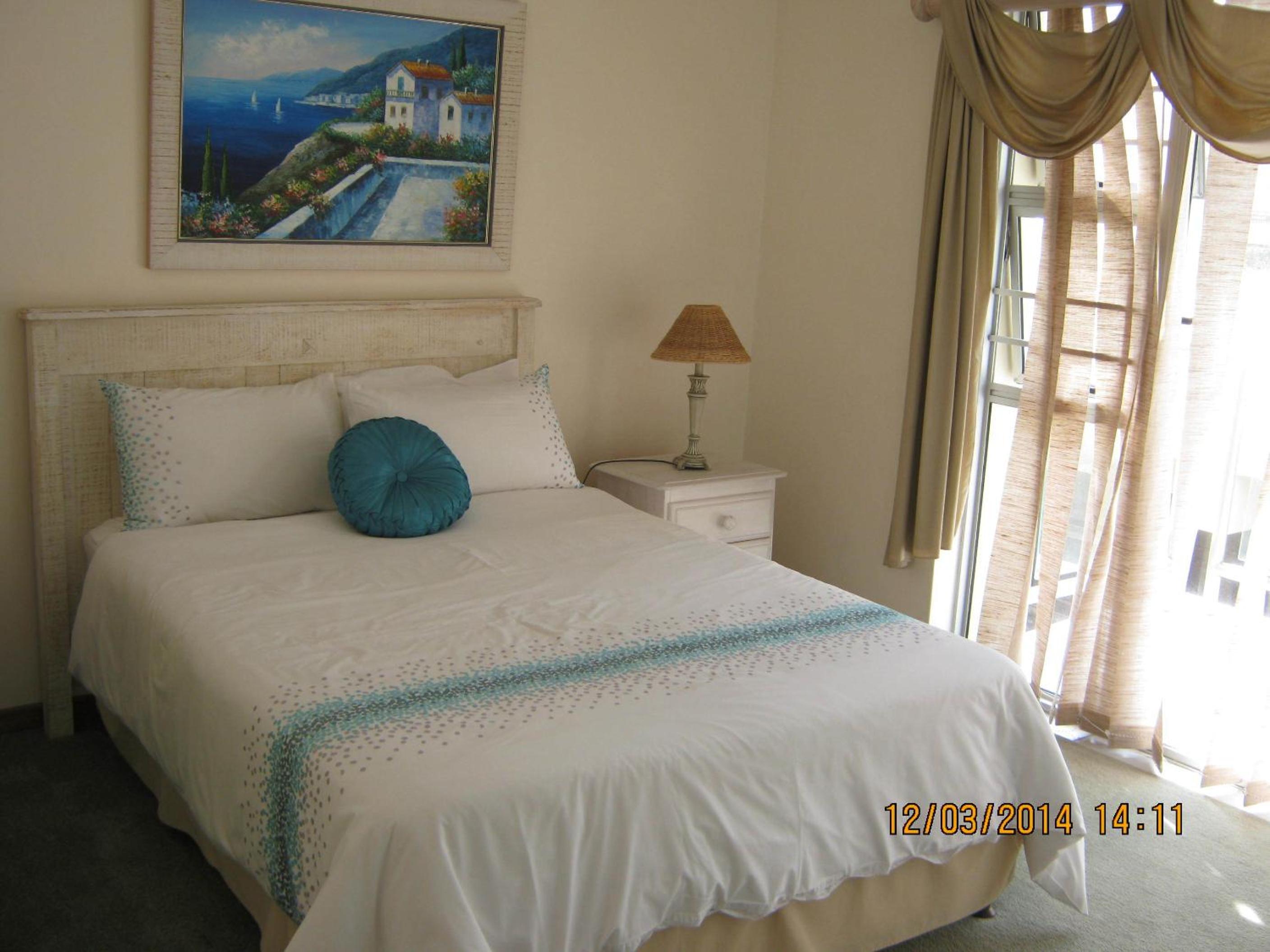 Two-Bedroom Apartment - Photo 1
