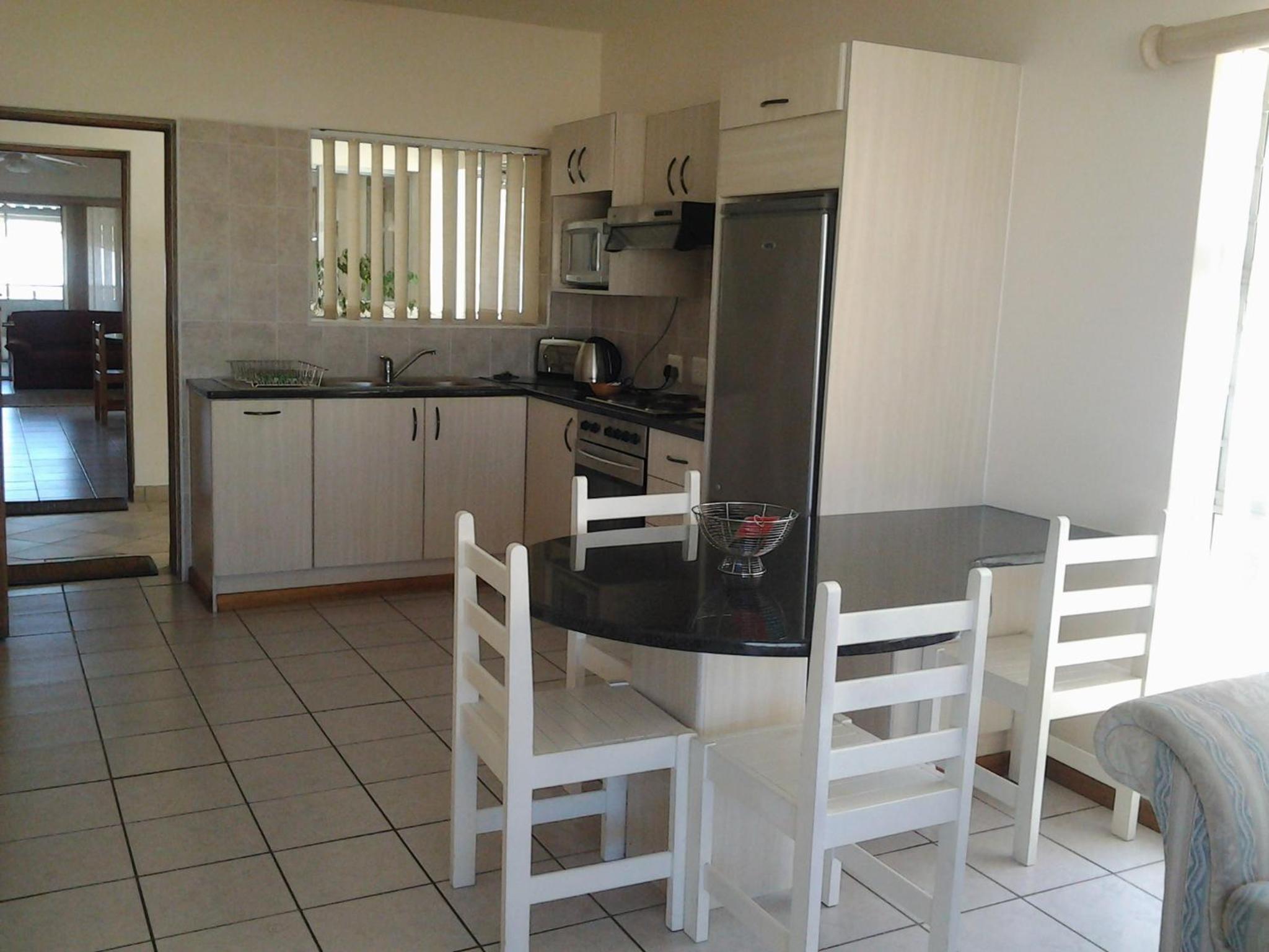 Two-Bedroom Apartment - Photo 4