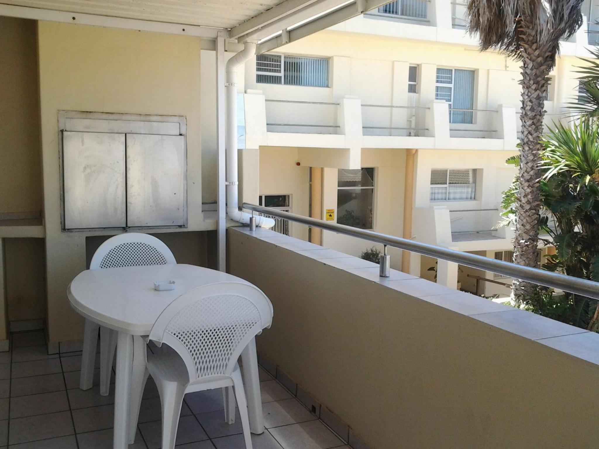 Two-Bedroom Apartment - Photo 12