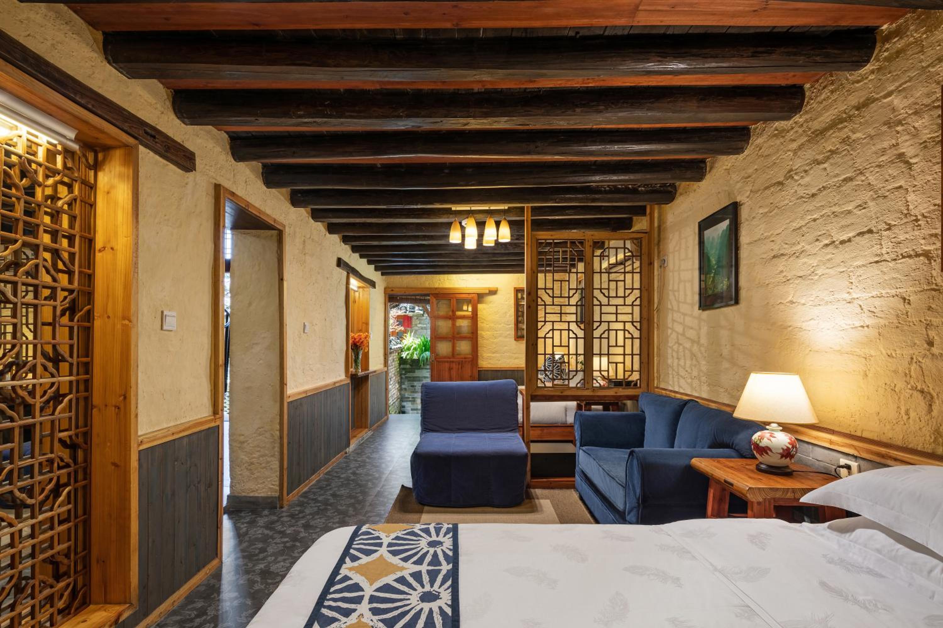 Family Room - Photo 11