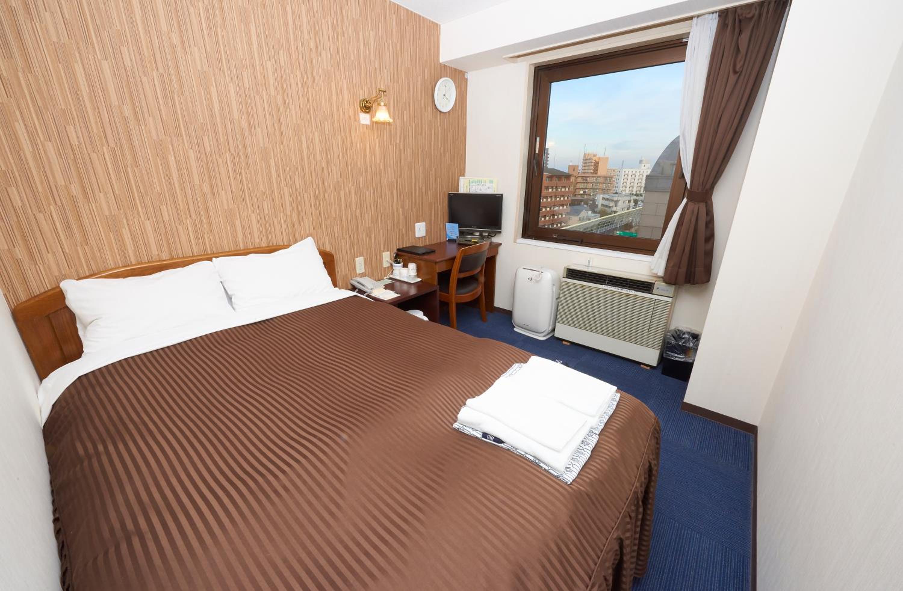 Double Room - Smoking photo 1