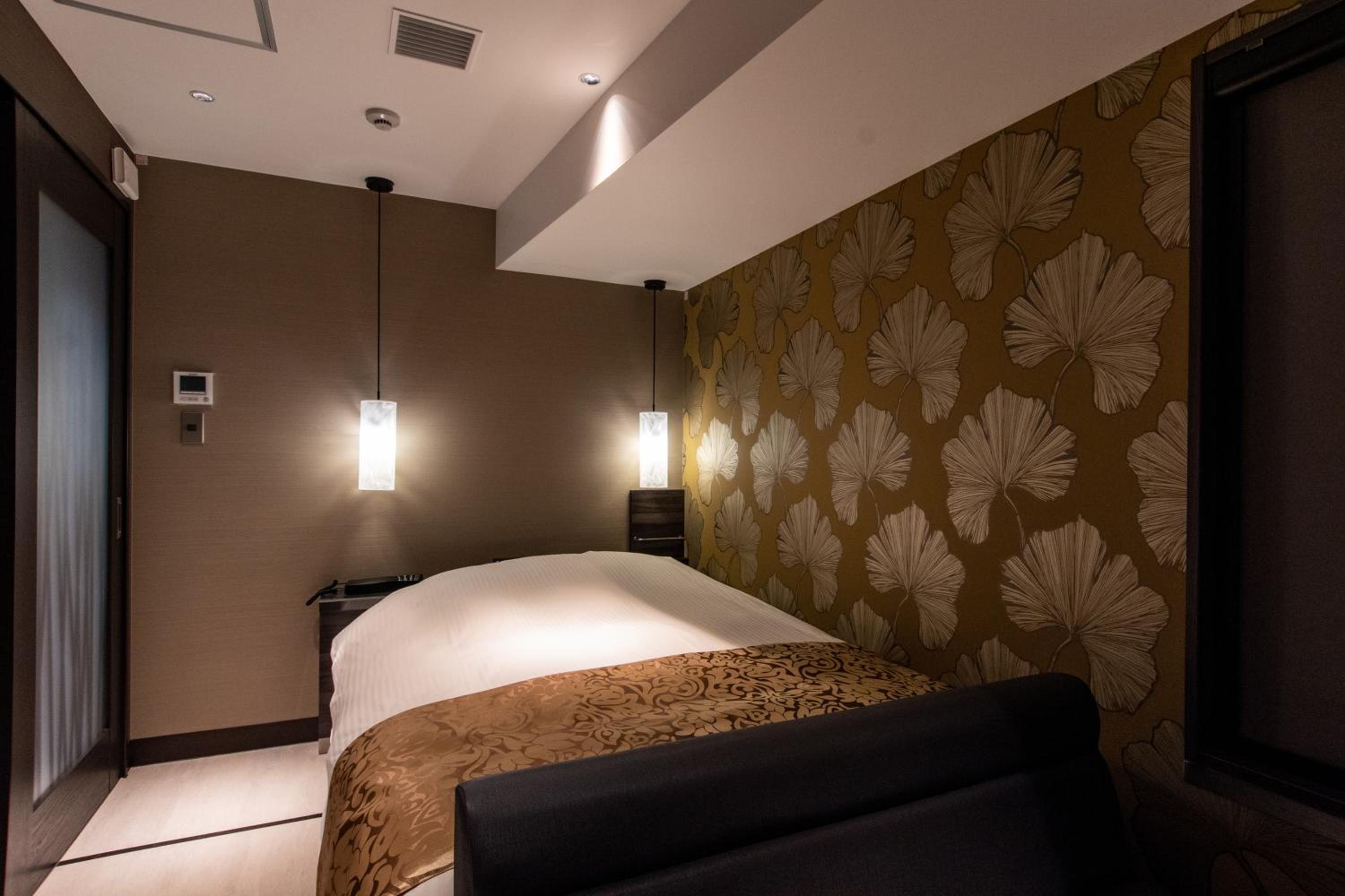 Small Double Room photo 1