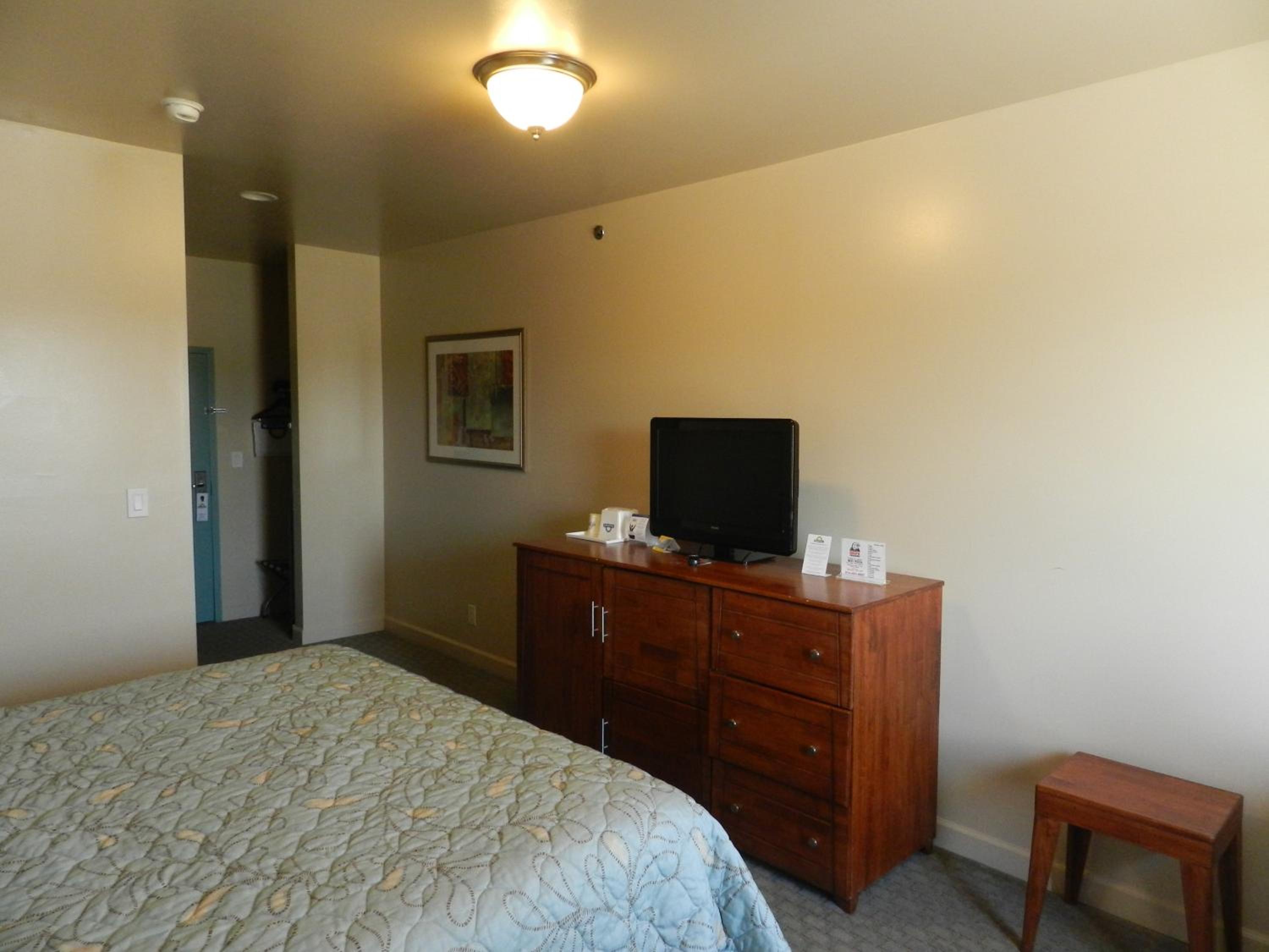 King Room - Mobility Access/Non-Smoking - Photo 5
