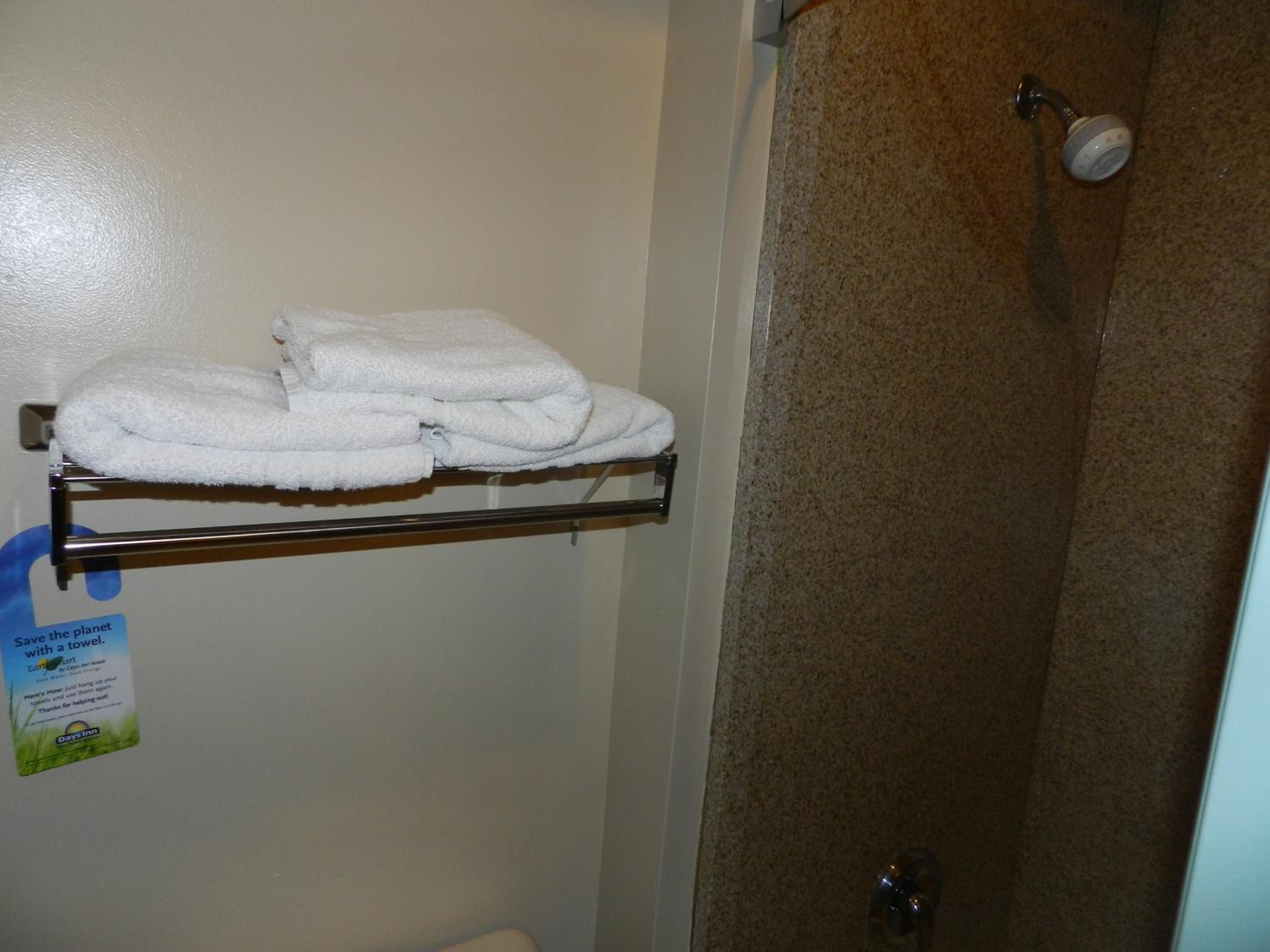 Deluxe King Room - Non-Smoking